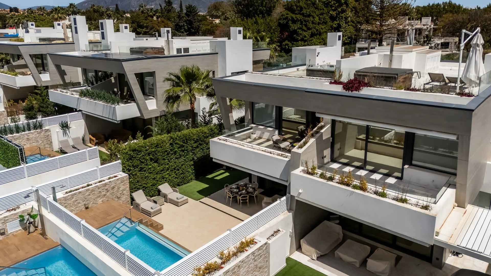 Marbella - Puerto Banus, villa pareada con 5 dormitorios a la venta