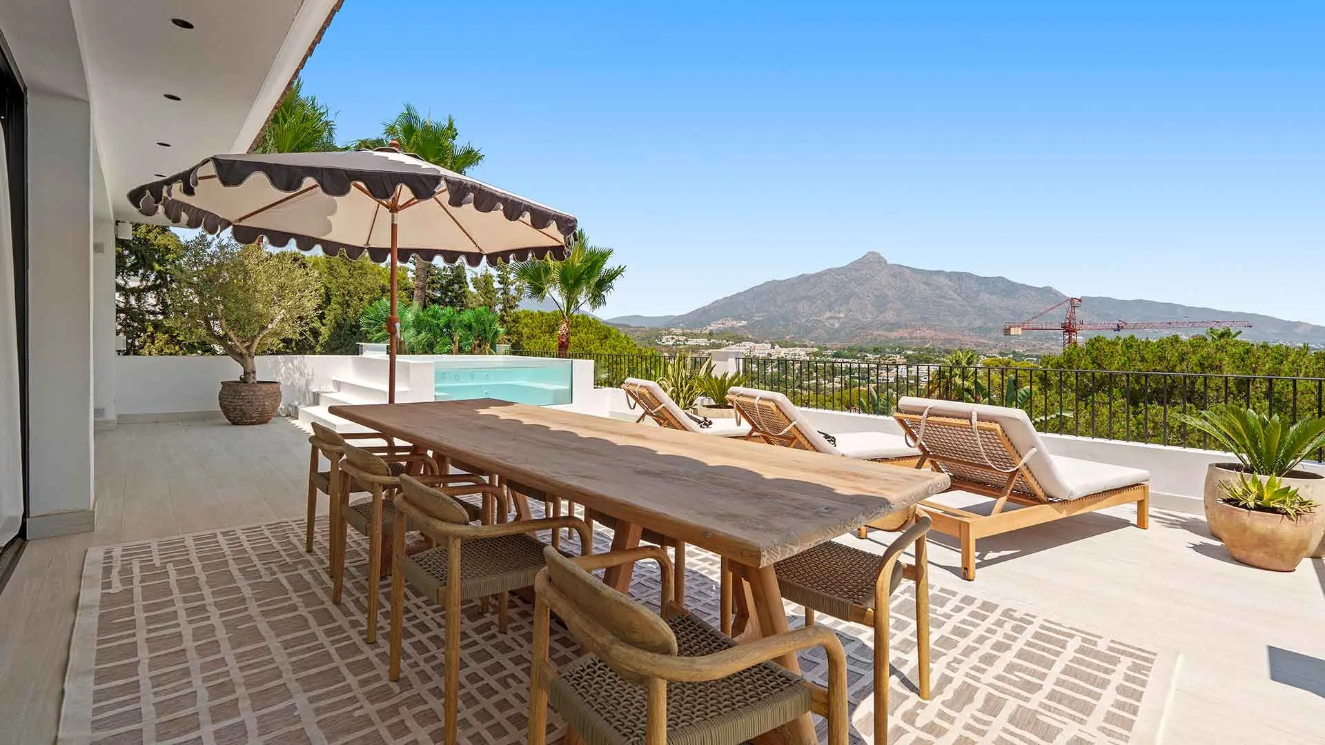 Nueva Andalucia, villa a la venta