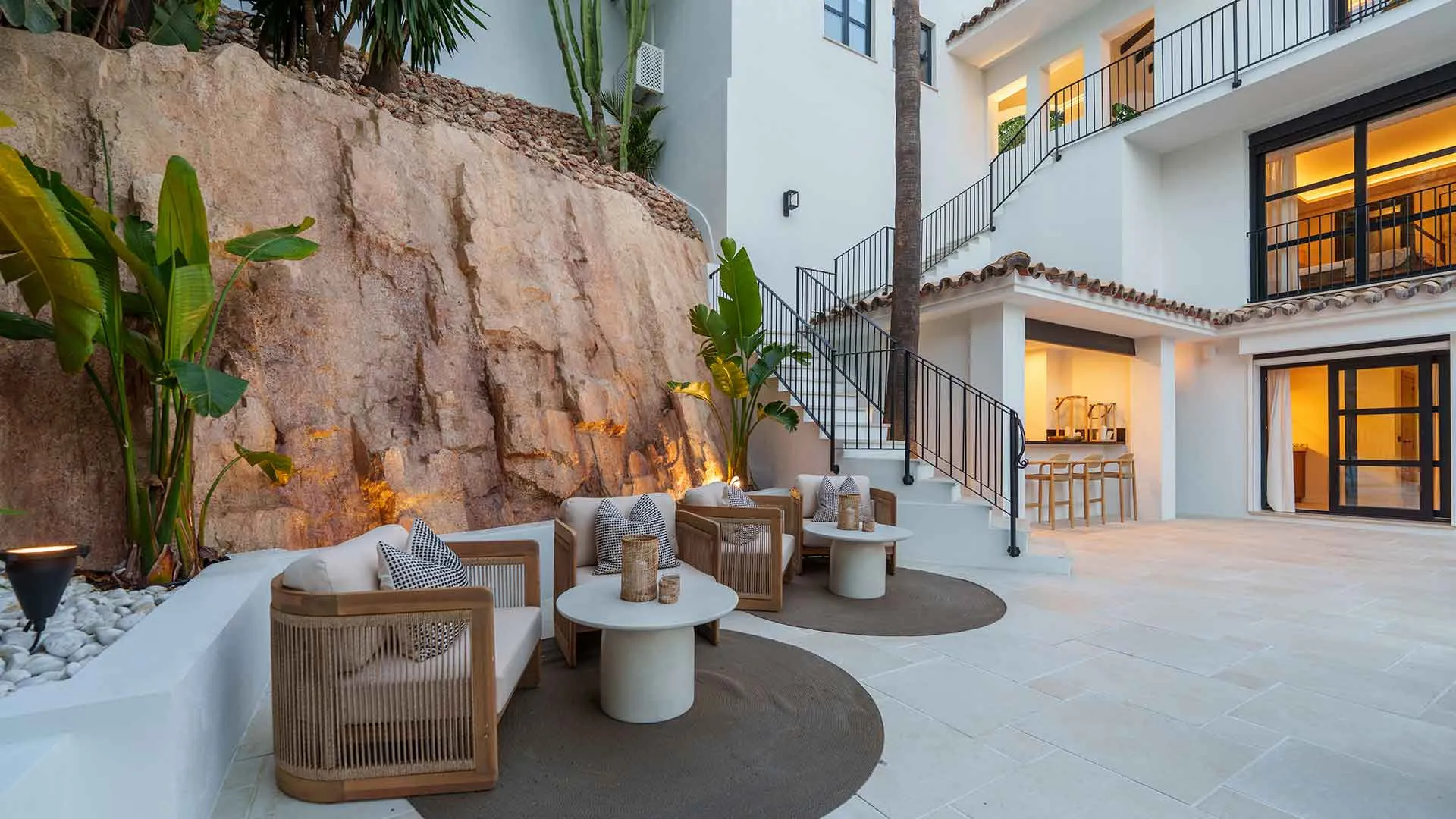 Nueva Andalucia, villa a la venta