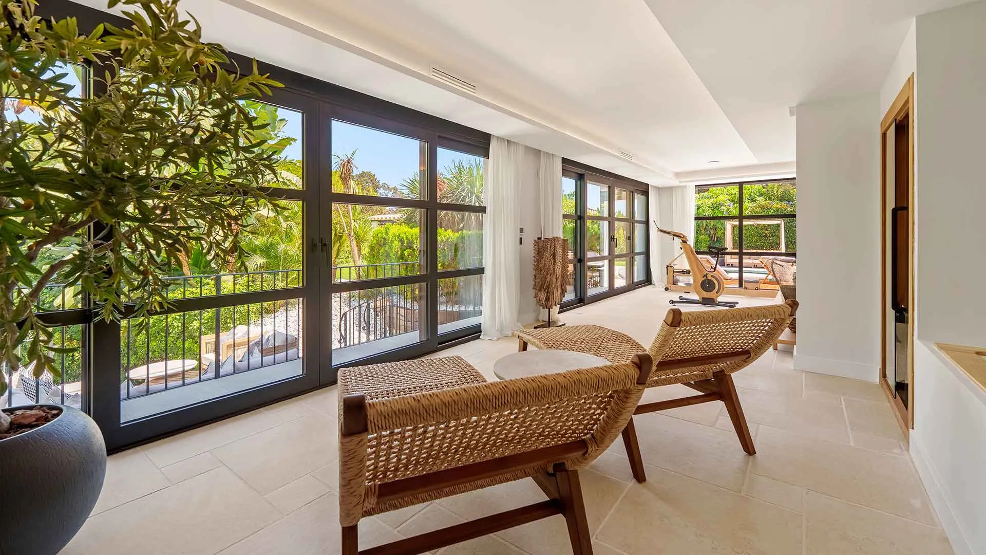 Nueva Andalucia, villa a la venta