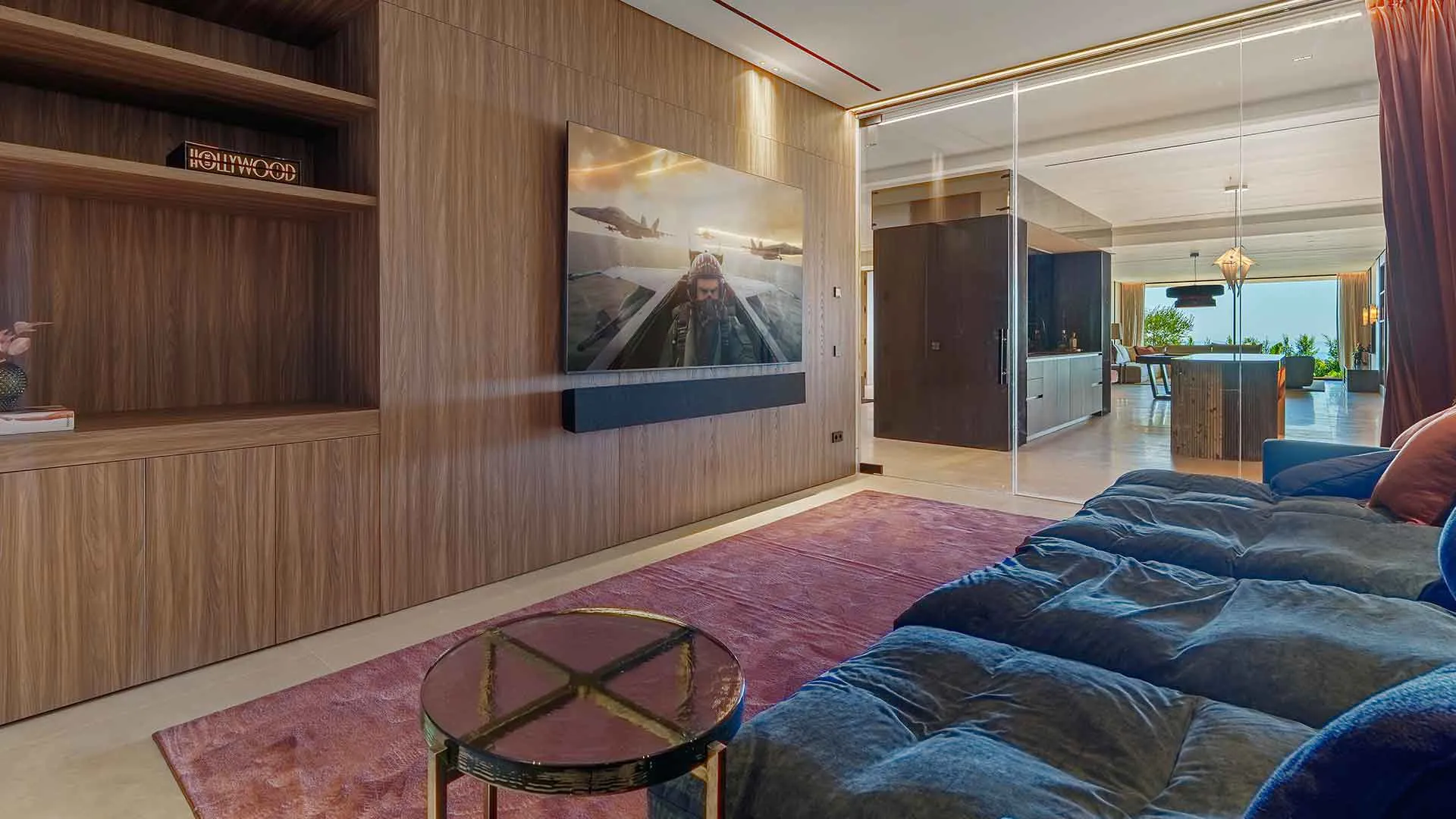 8 bedrooms villa for sale in El Herrojo