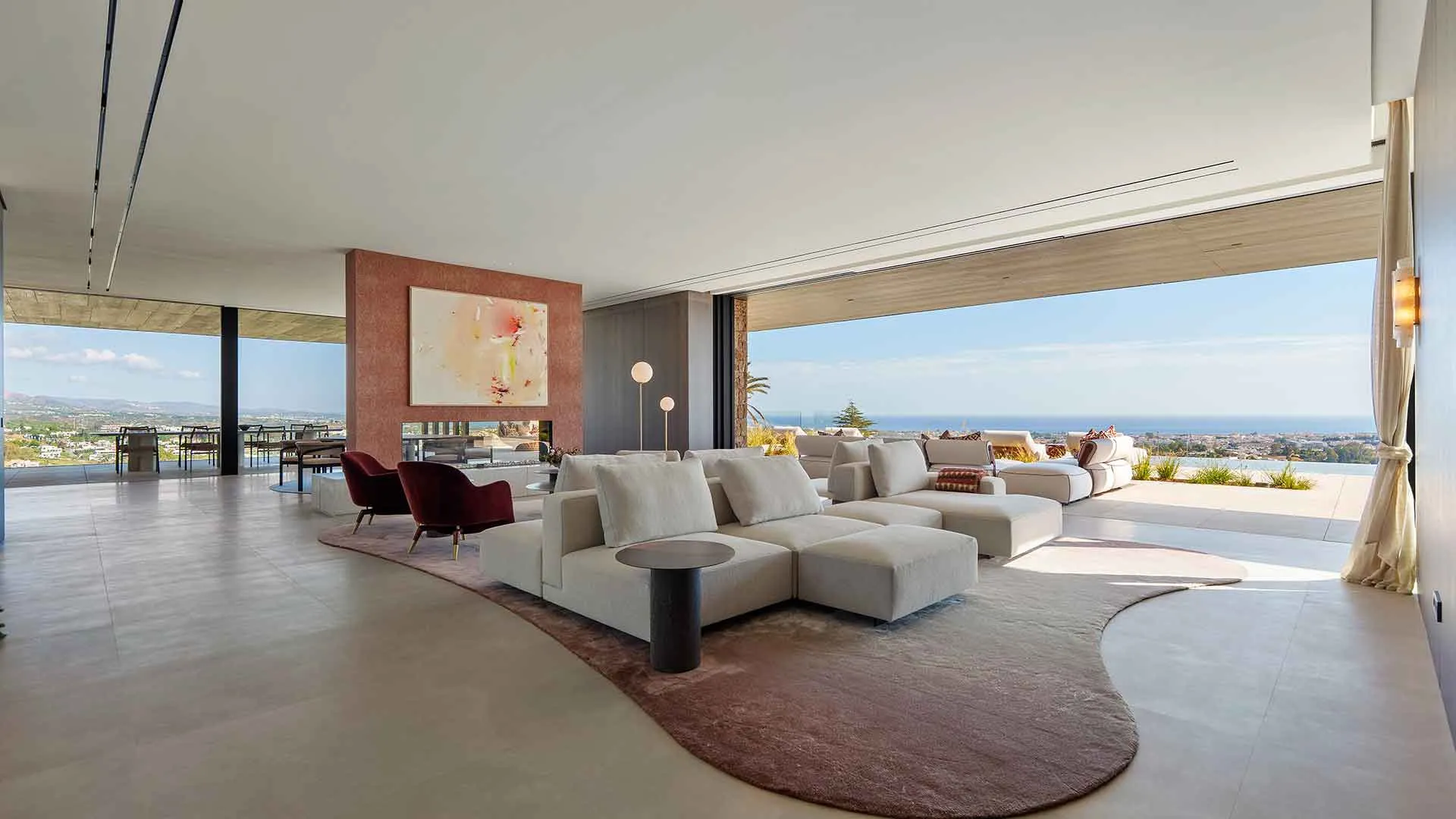 8 bedrooms villa for sale in El Herrojo