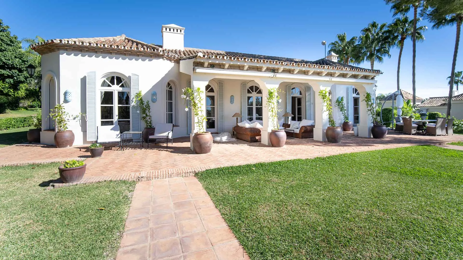 Villa en venta en Altos Reales