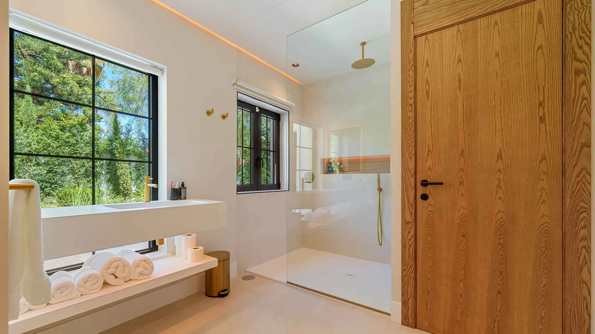 Villa en venta de 5 dormitorios en Cortijo Blanco