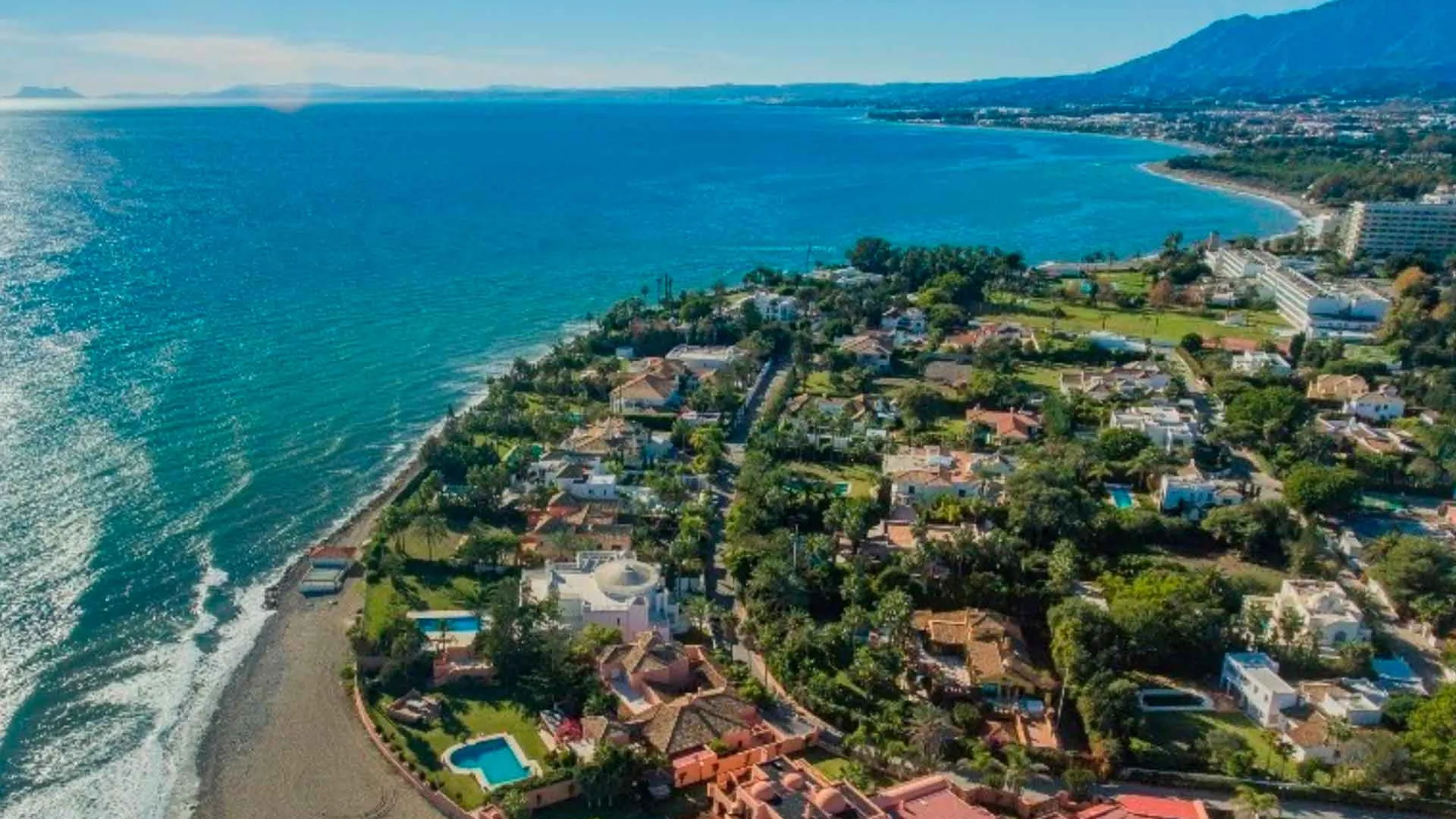 For sale Guadalmina Baja 6 bedrooms villa