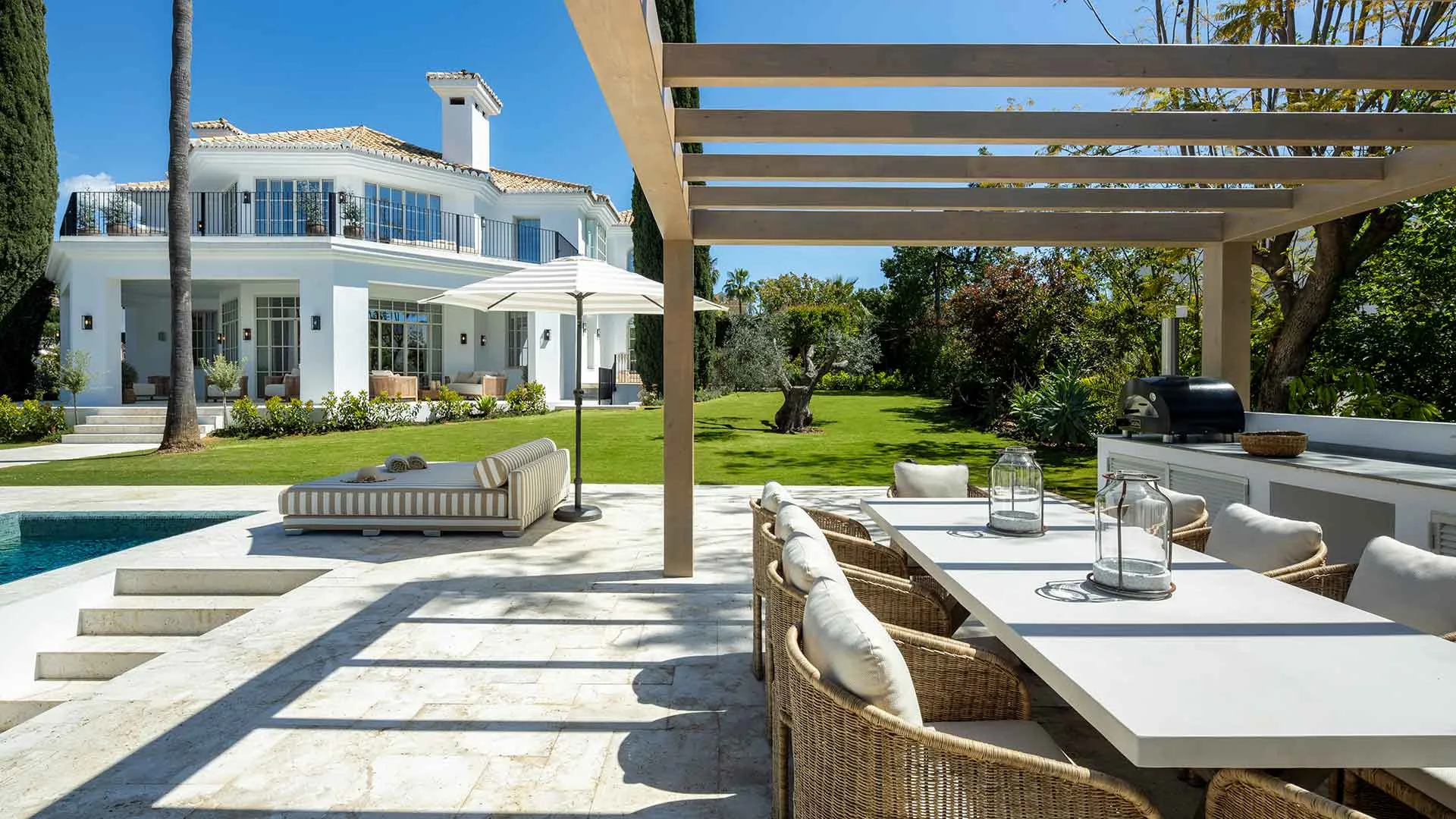 Nueva Andalucia, villa a la venta con 5 dormitorios