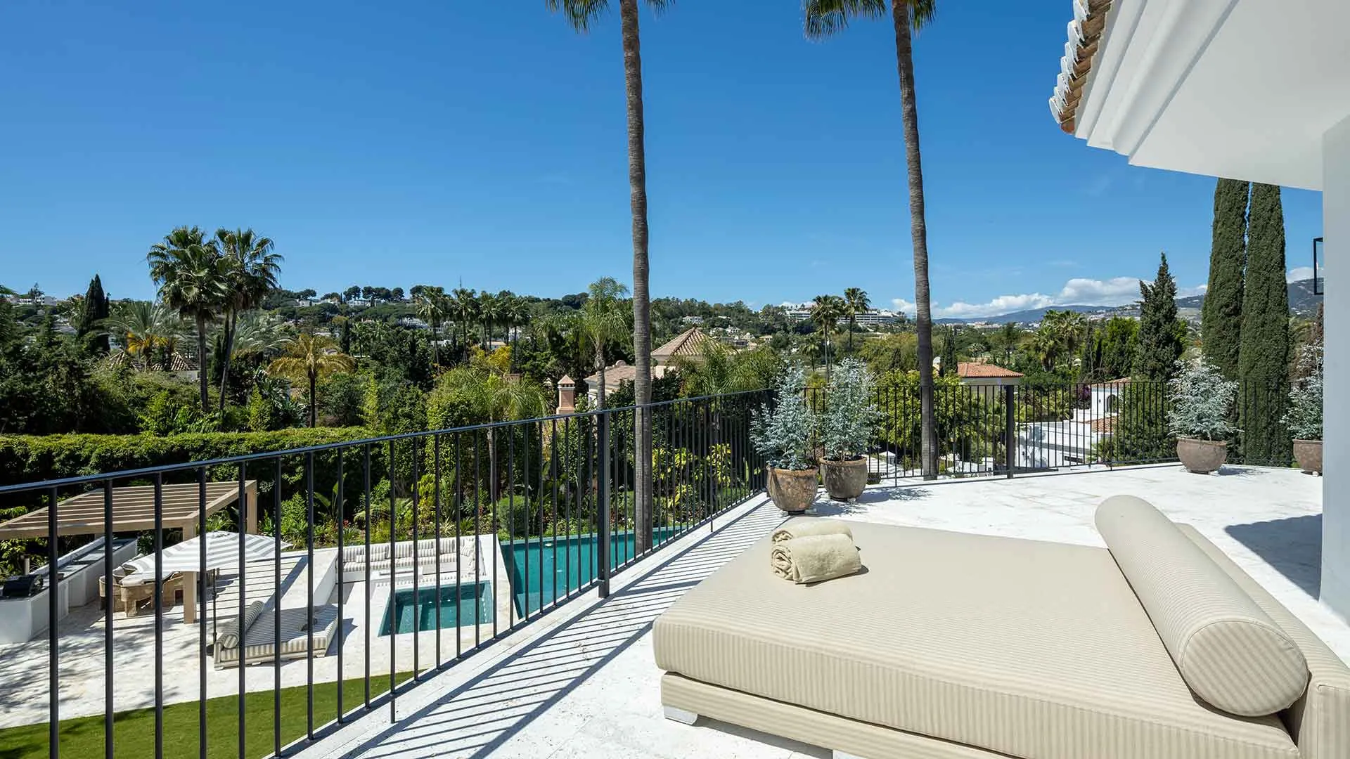 Nueva Andalucia, villa a la venta con 5 dormitorios