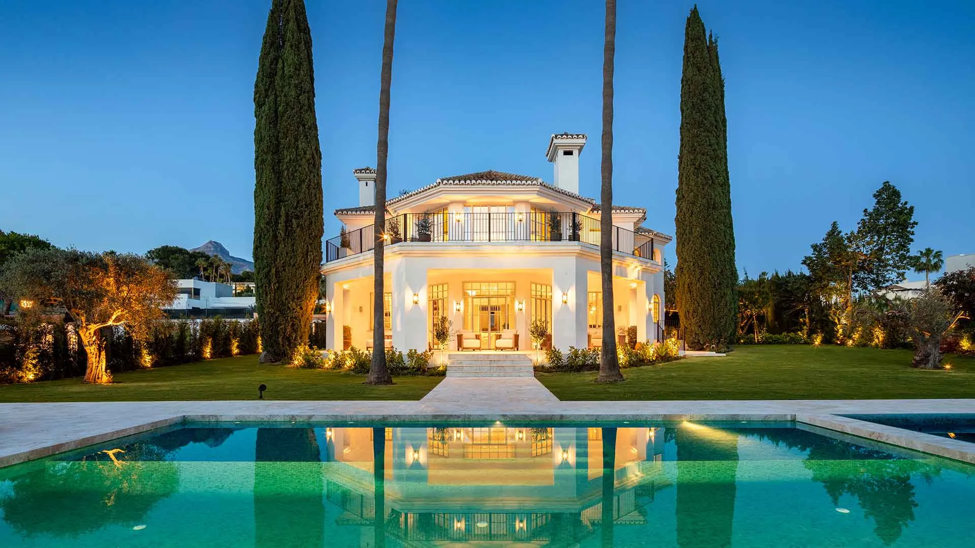 Nueva Andalucia, villa a la venta con 5 dormitorios