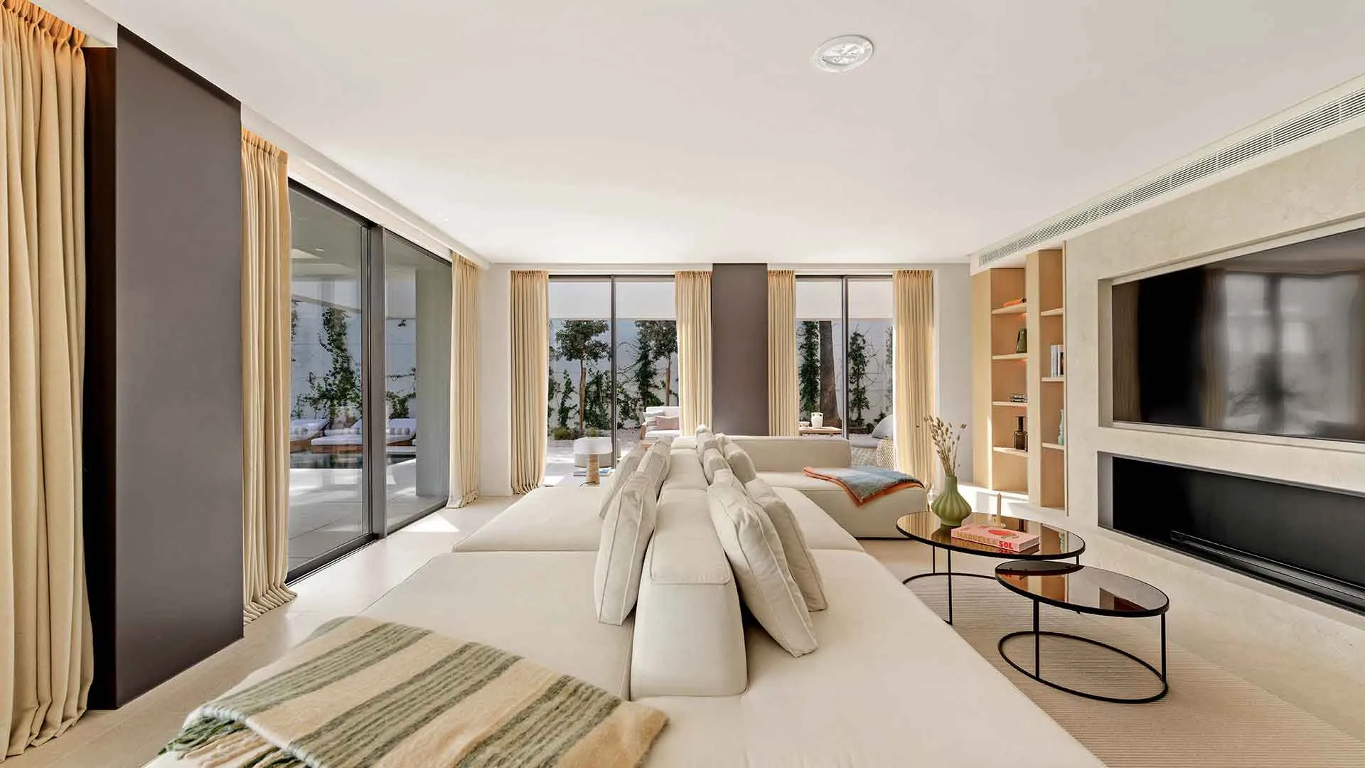 Se vende villa en Los Naranjos Golf con 4 dormitorios