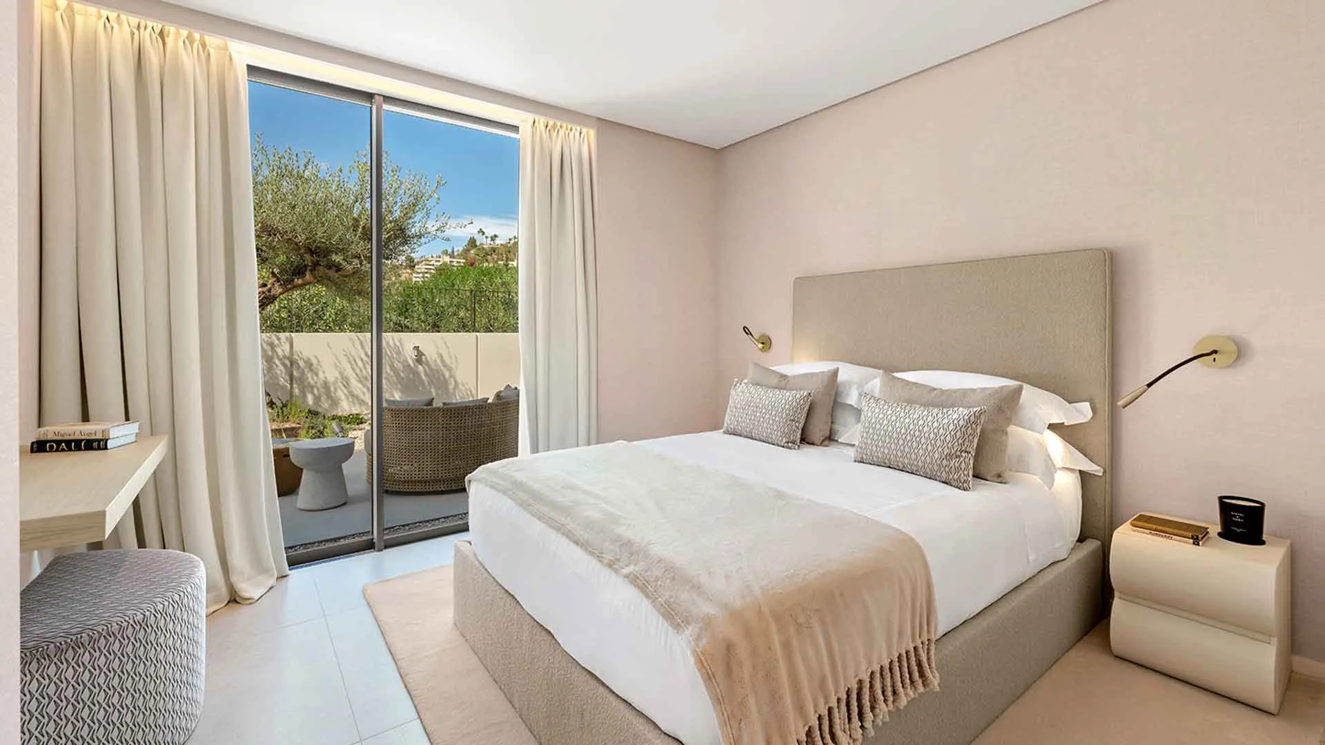 Se vende villa en Los Naranjos Golf con 4 dormitorios