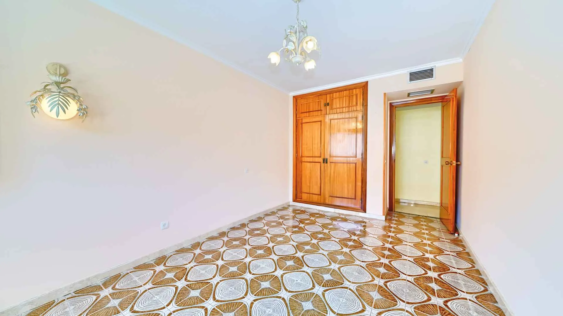 Ricardo Soriano, apartamento a la venta de 3 dormitorios