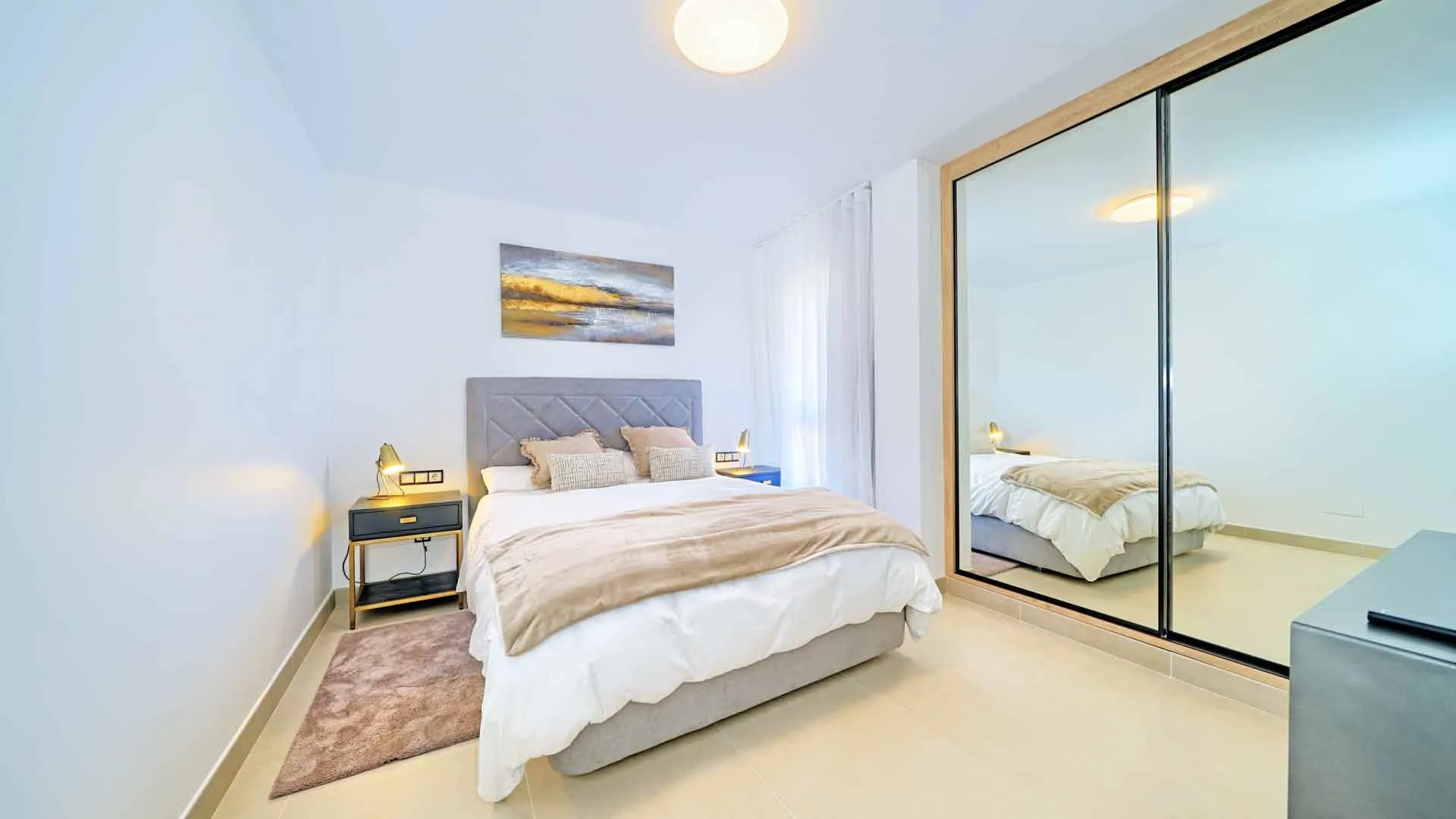 Se vende apartamento en Marbella Ciudad de 3 dormitorios