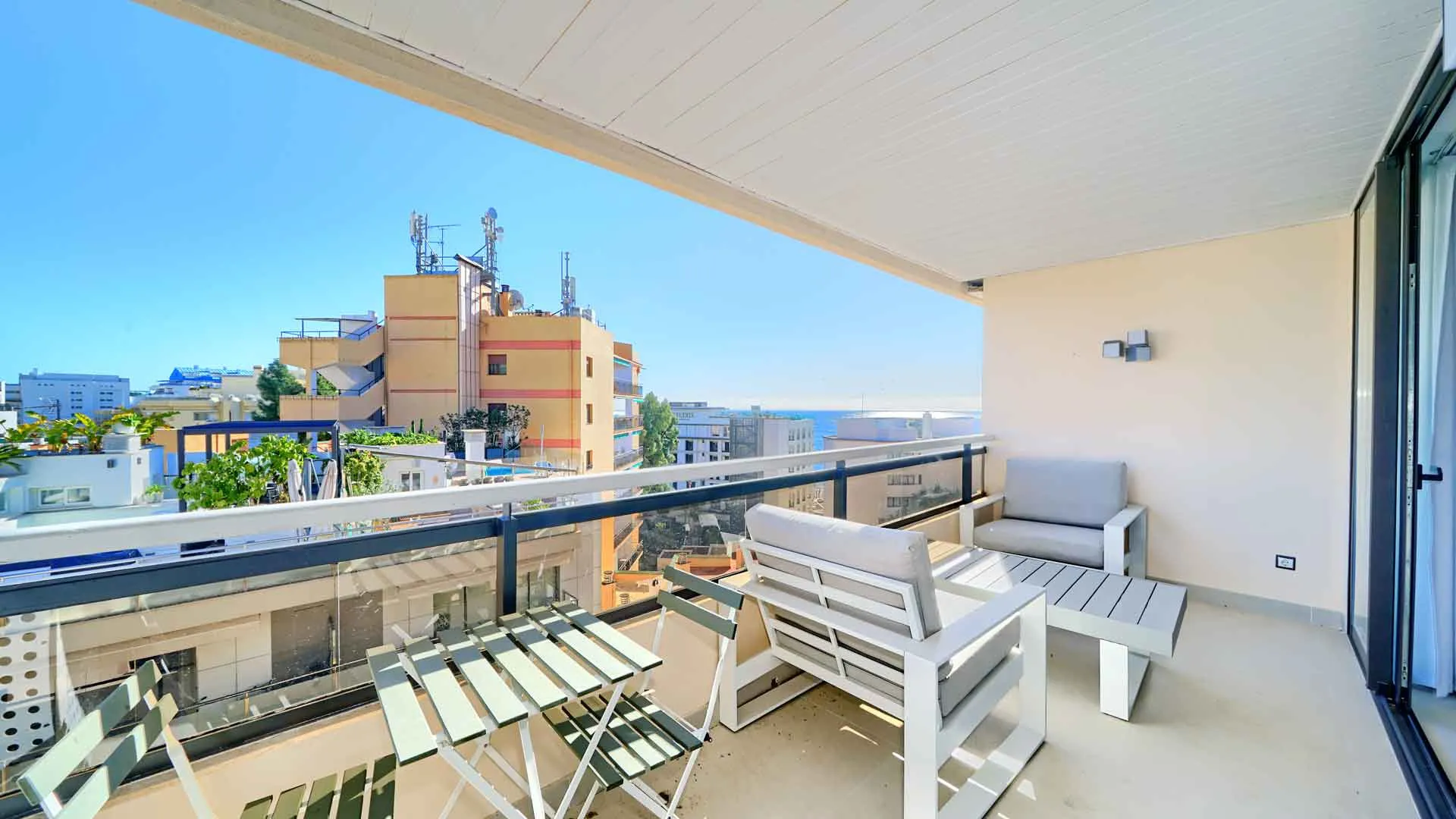 Se vende apartamento en Marbella Ciudad de 3 dormitorios