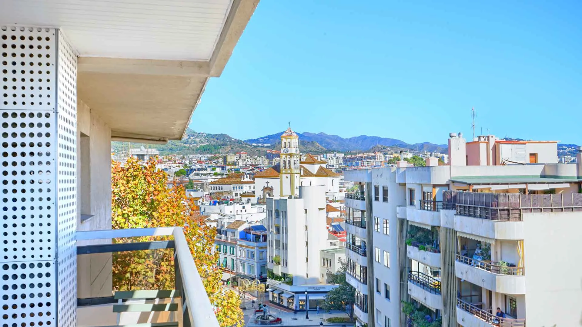 Se vende apartamento en Marbella Ciudad de 3 dormitorios