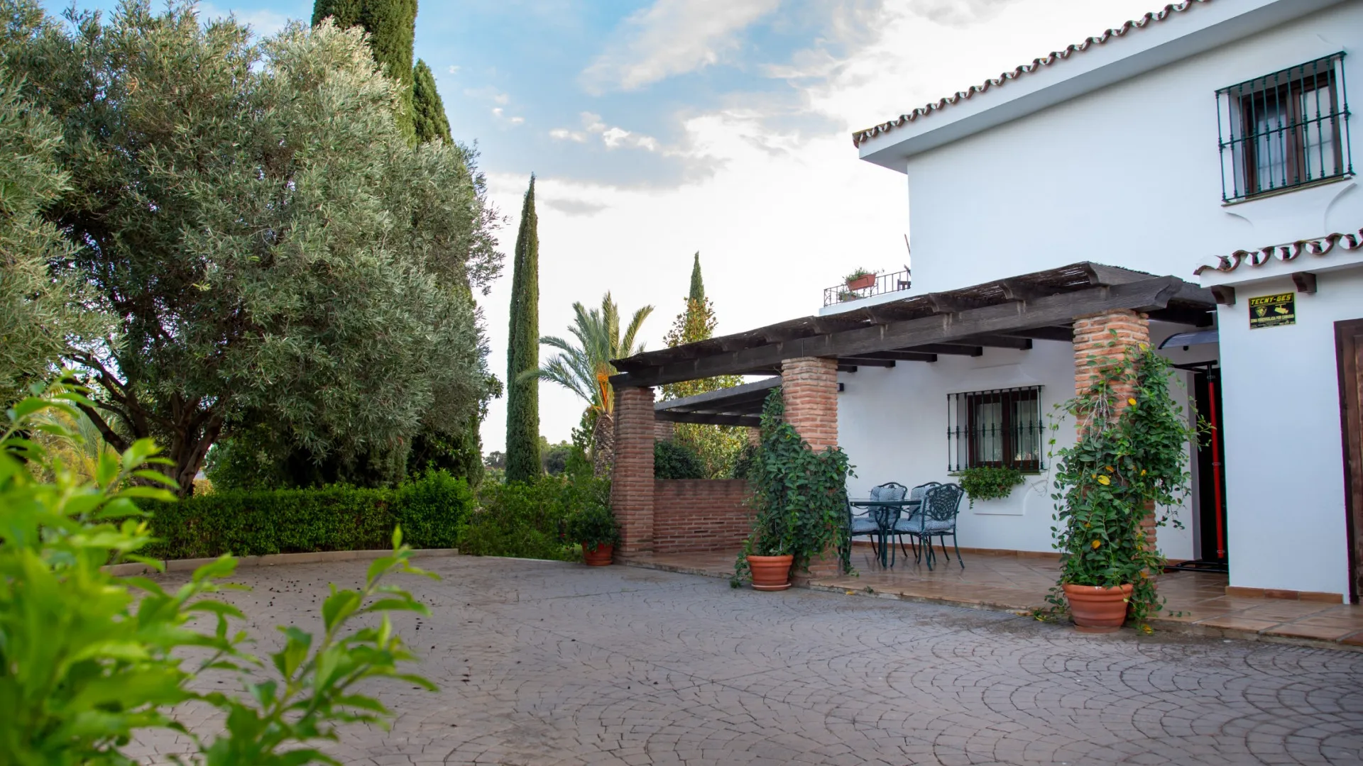 Se vende villa con 6 dormitorios en Mijas Costa