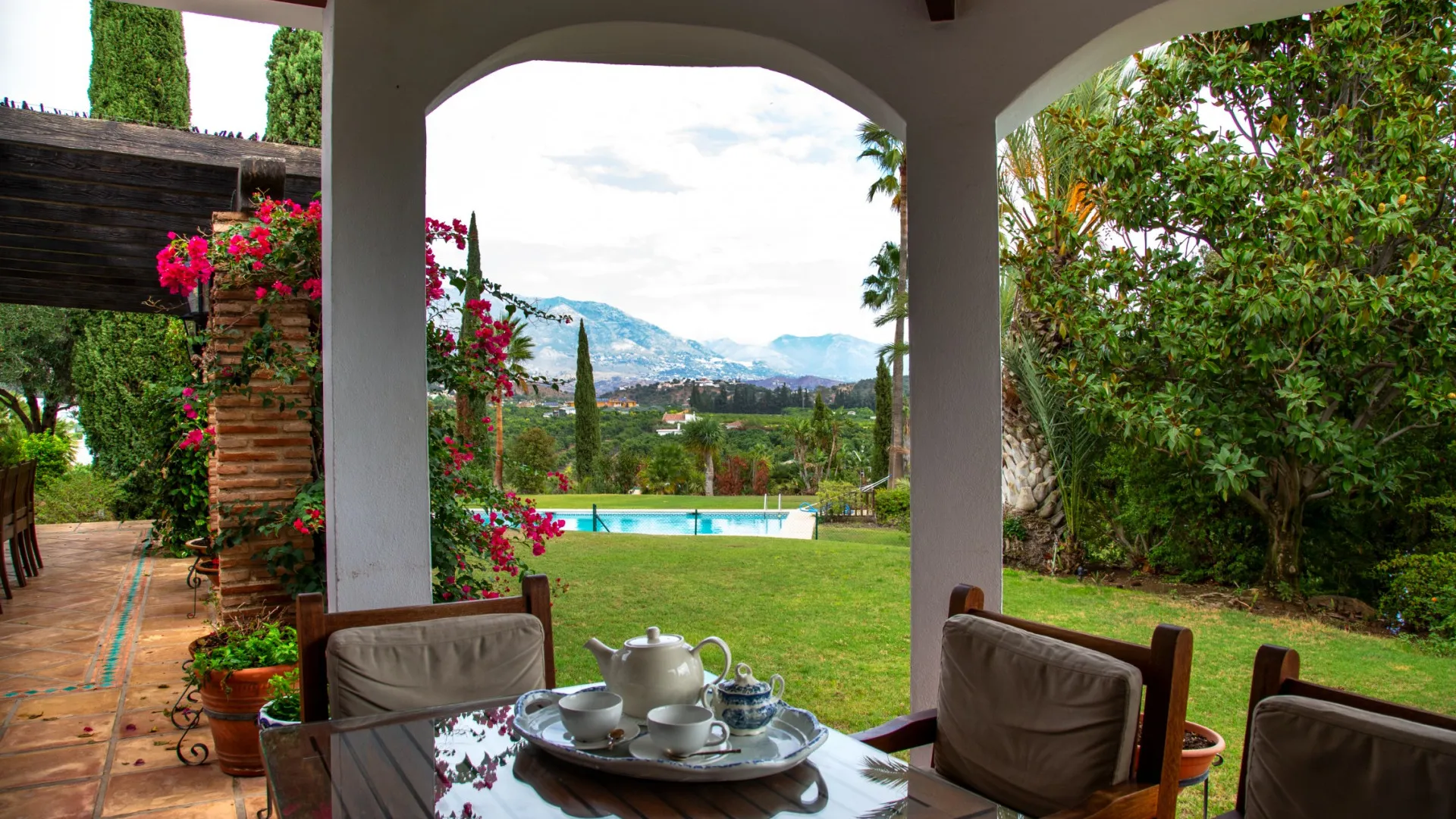 Se vende villa con 6 dormitorios en Mijas Costa