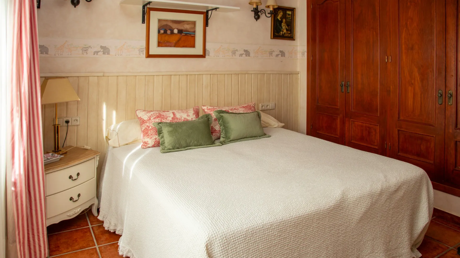 Se vende villa con 6 dormitorios en Mijas Costa