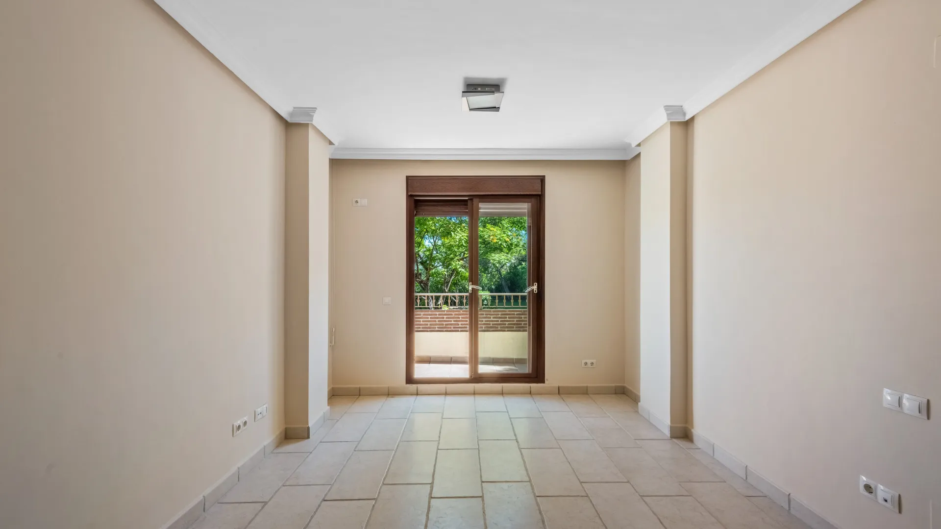 Villa for sale in Los Arqueros