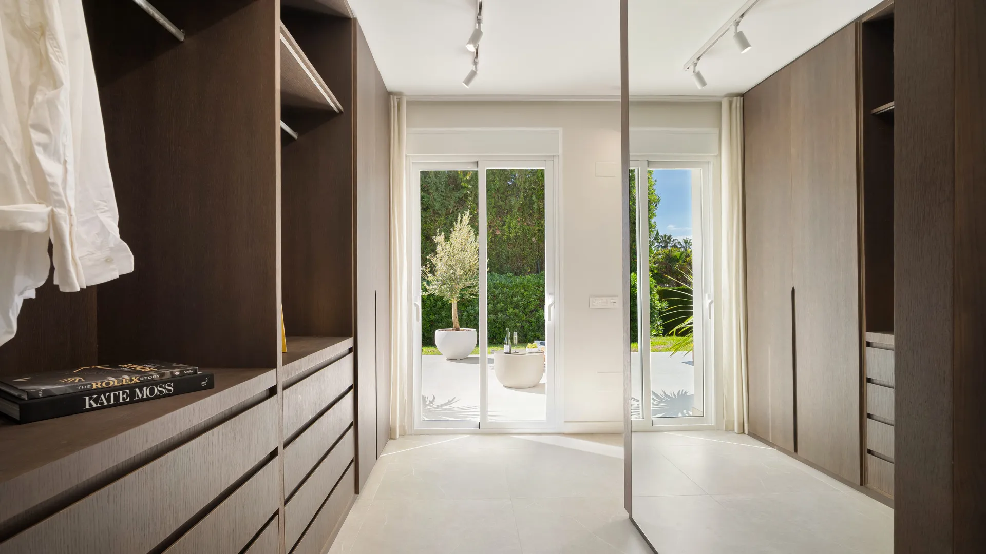 Se vende adosado en Azahara II con 4 dormitorios