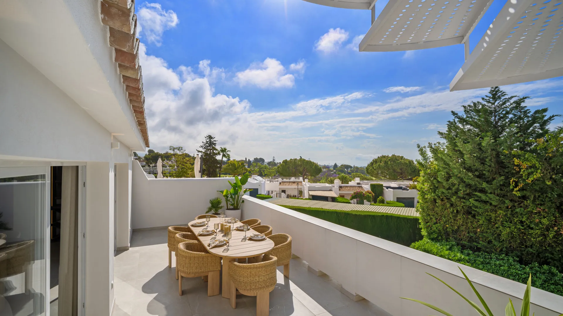 Se vende adosado en Azahara II con 4 dormitorios