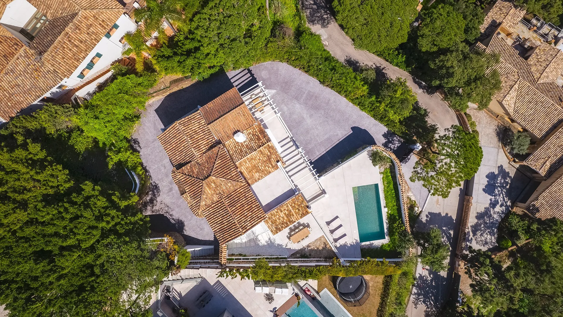 Comprar villa en El Madroñal de 5 dormitorios