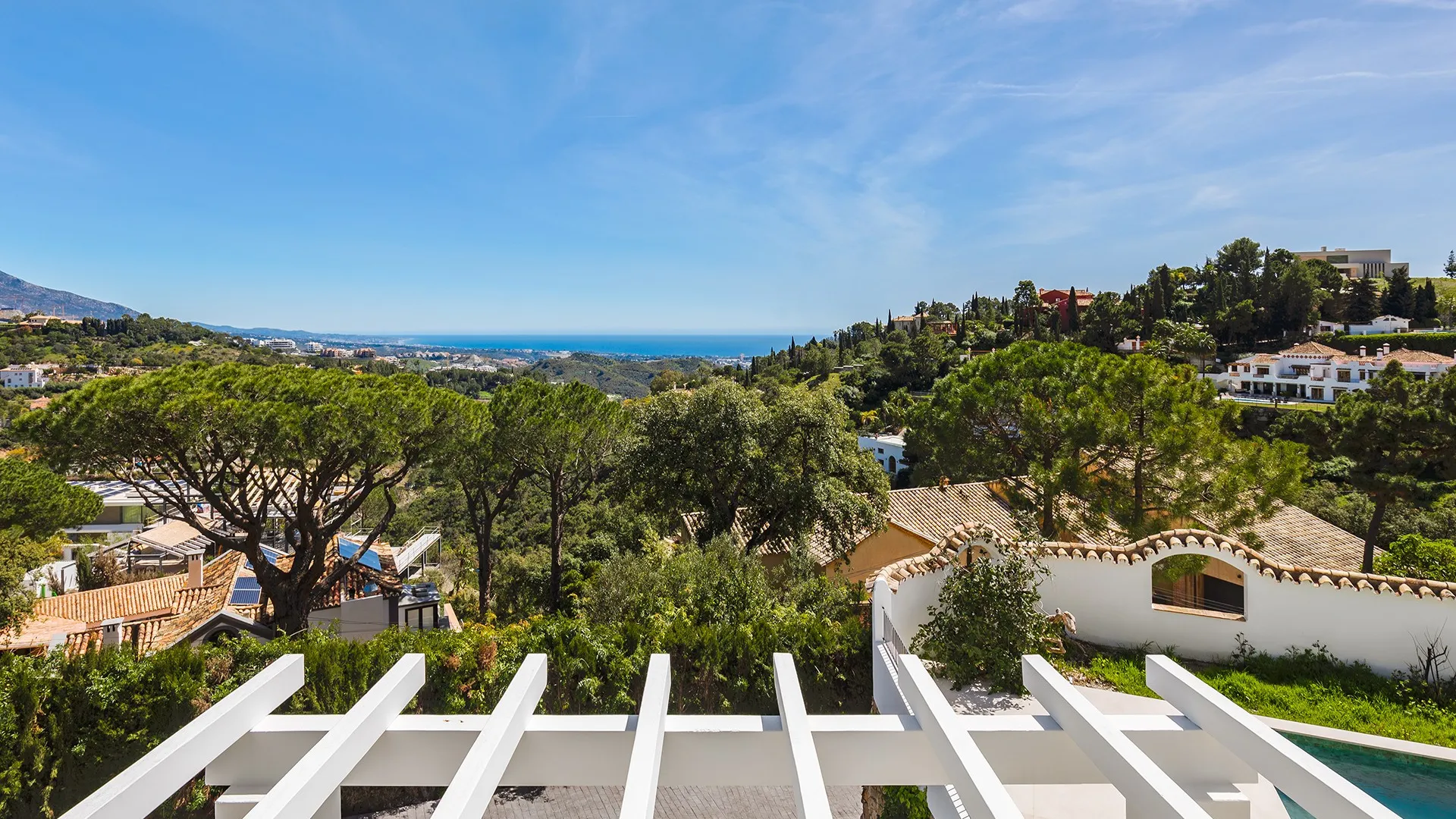 Comprar villa en El Madroñal de 5 dormitorios