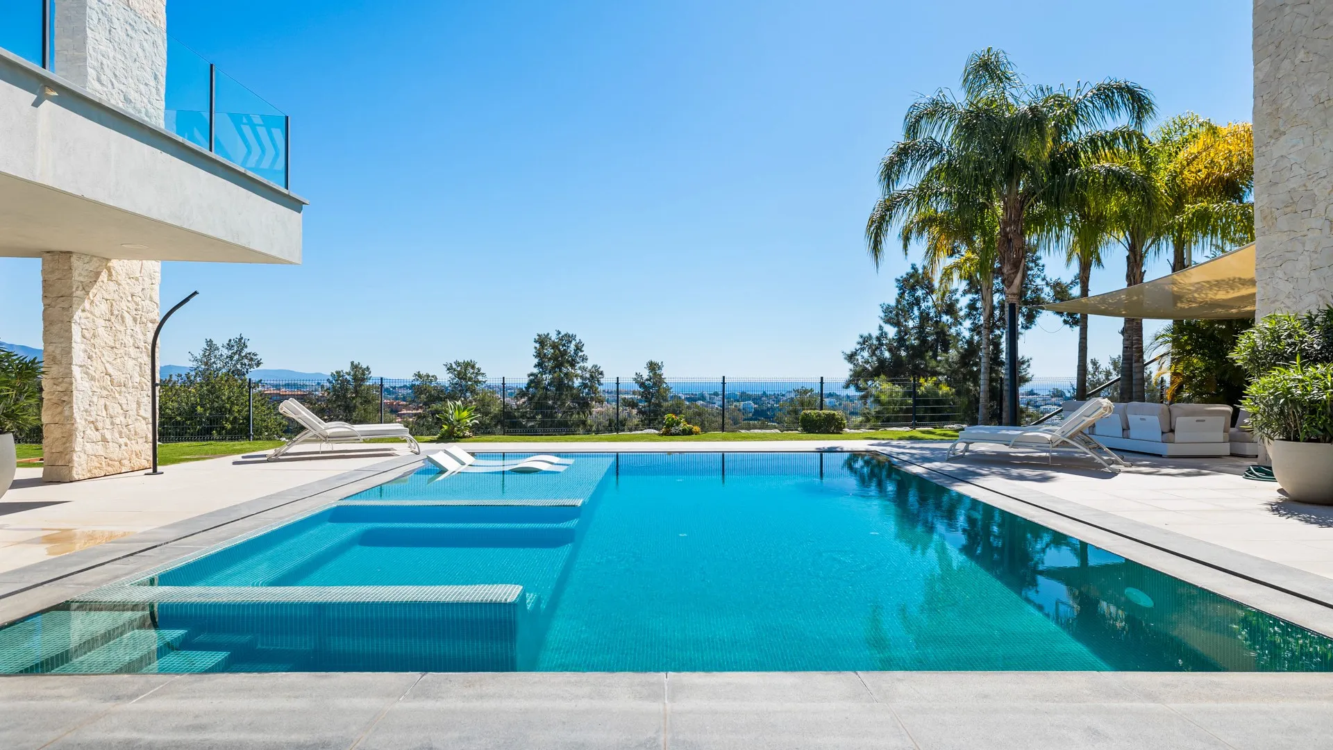 5 bedrooms La Alqueria villa for sale