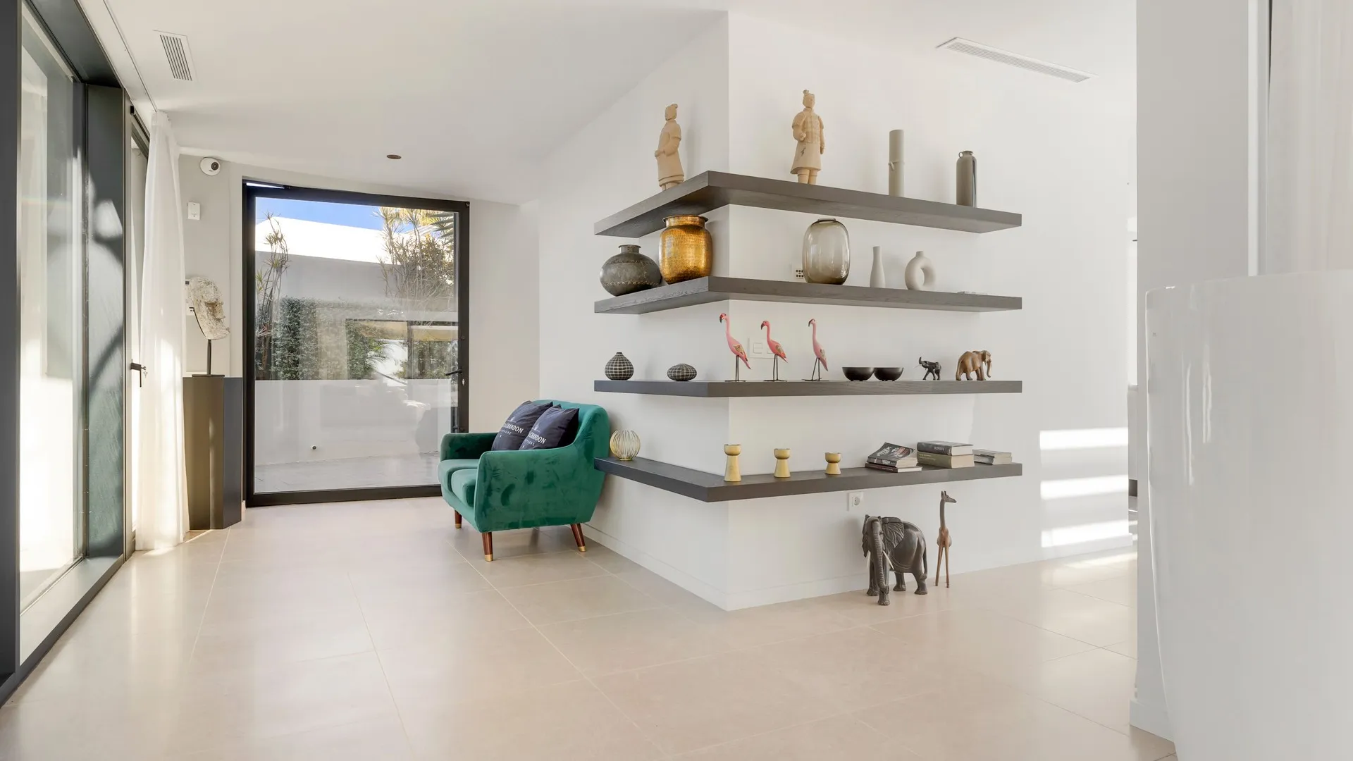 5 bedrooms La Alqueria villa for sale