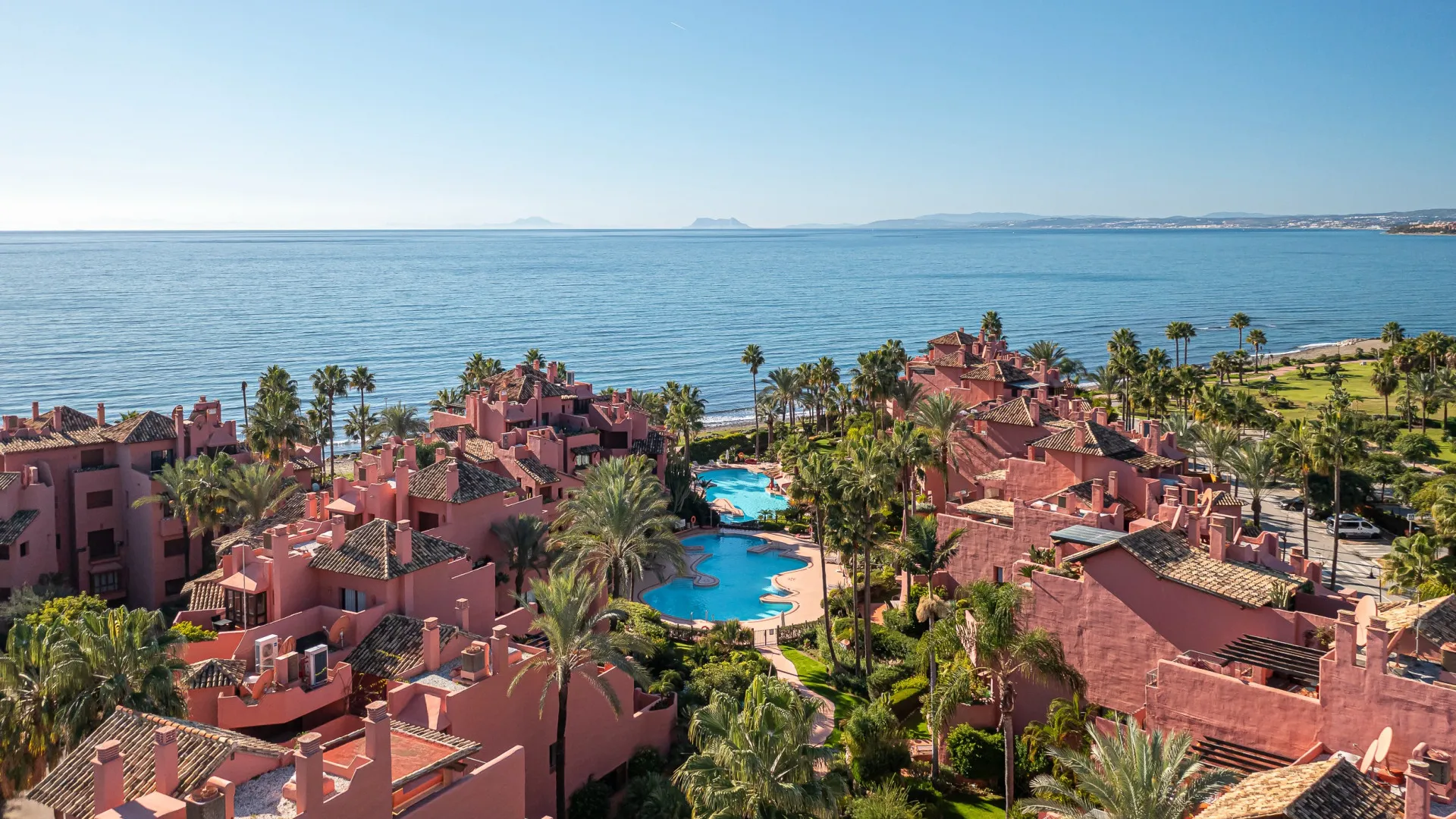 Apartamento planta baja de 3 dormitorios en venta en Almenara Beach