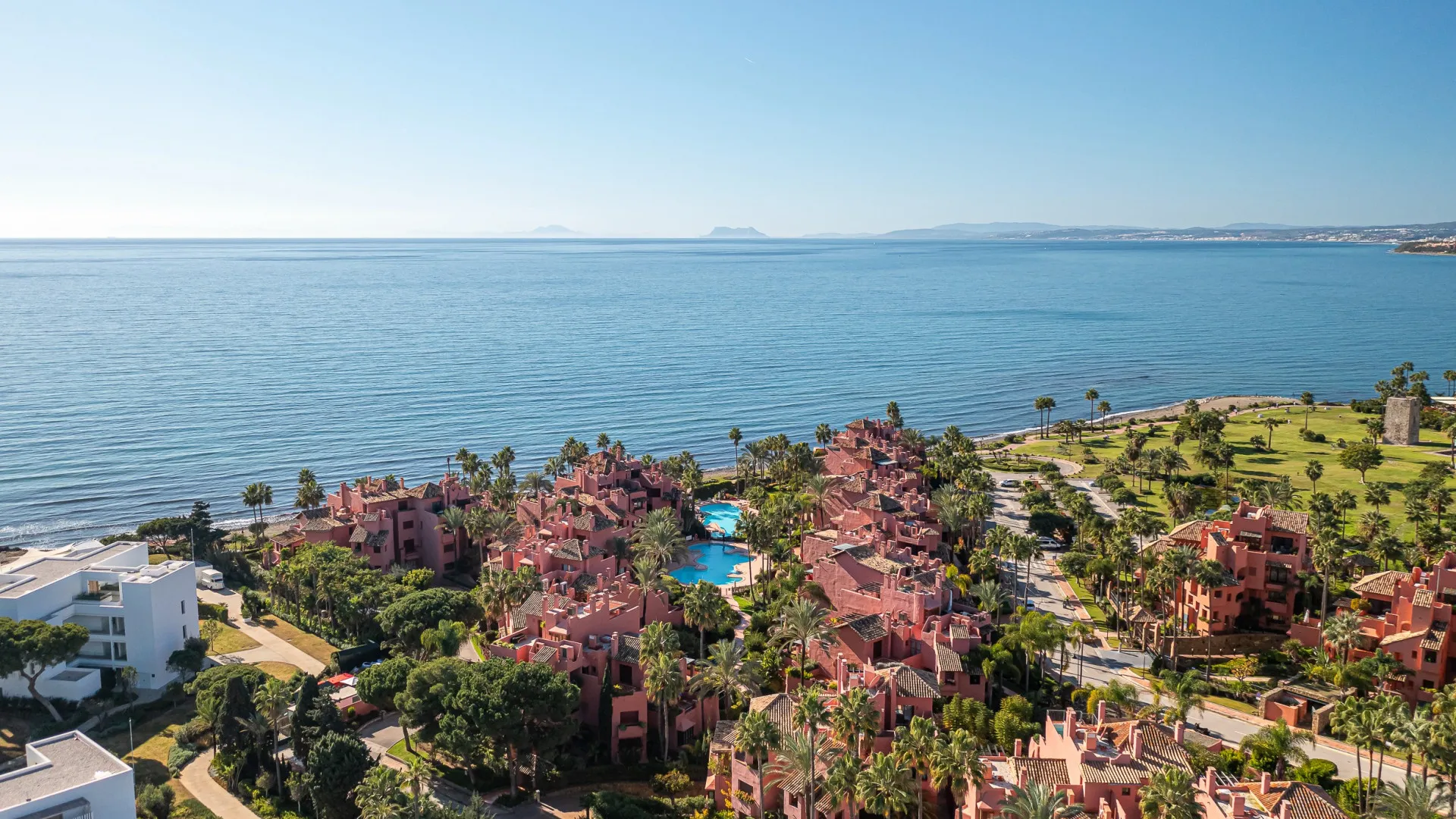 Apartamento planta baja de 3 dormitorios en venta en Almenara Beach