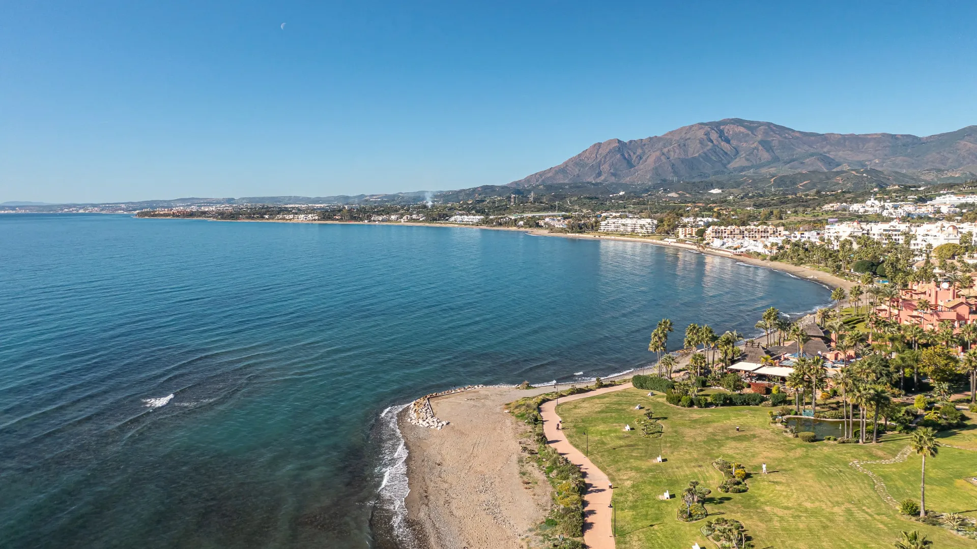Apartamento planta baja de 3 dormitorios en venta en Almenara Beach