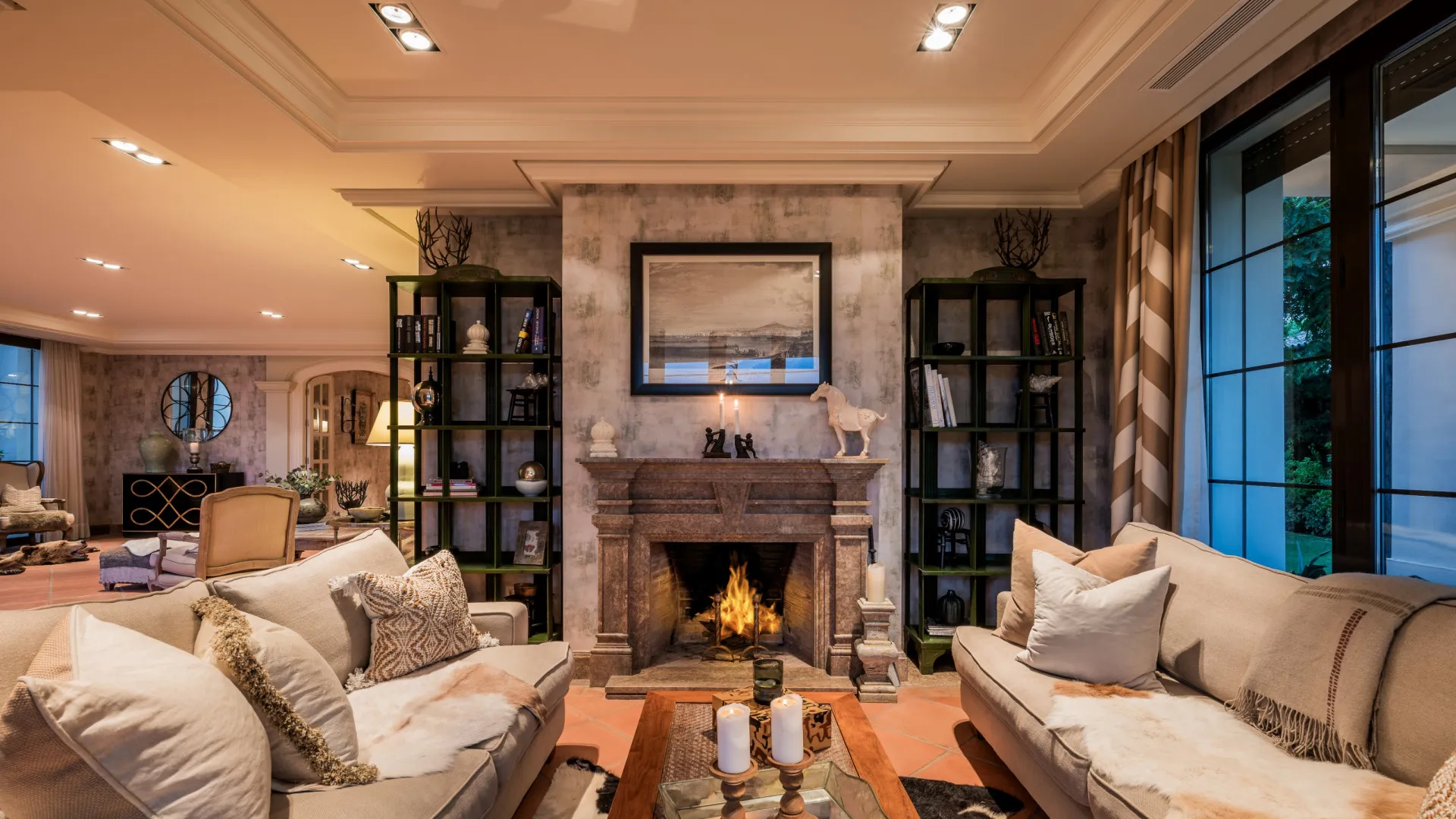 Villa en venta con 8 dormitorios en Guadalmina Baja