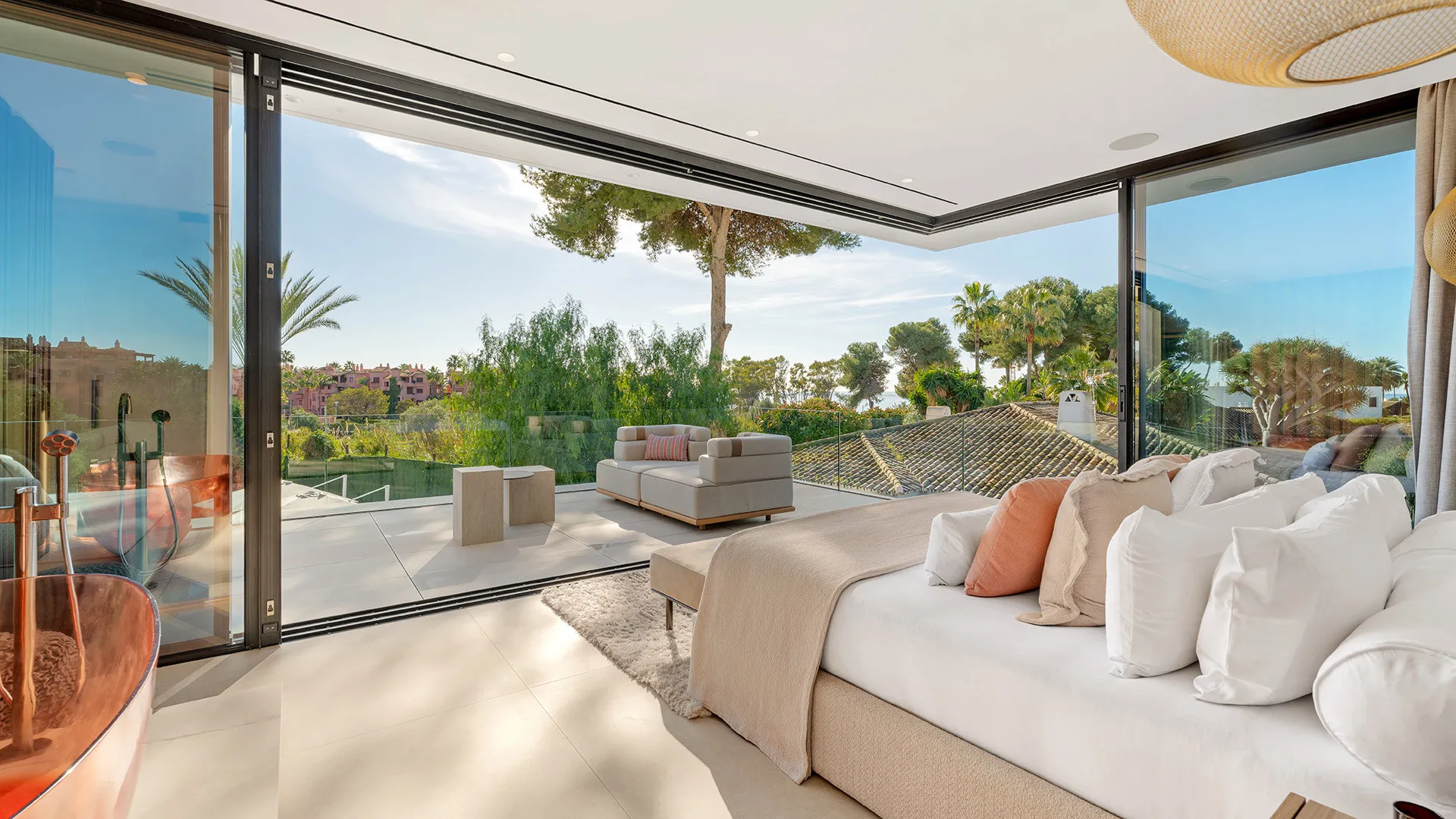 Los Monteros 6 bedrooms villa for sale