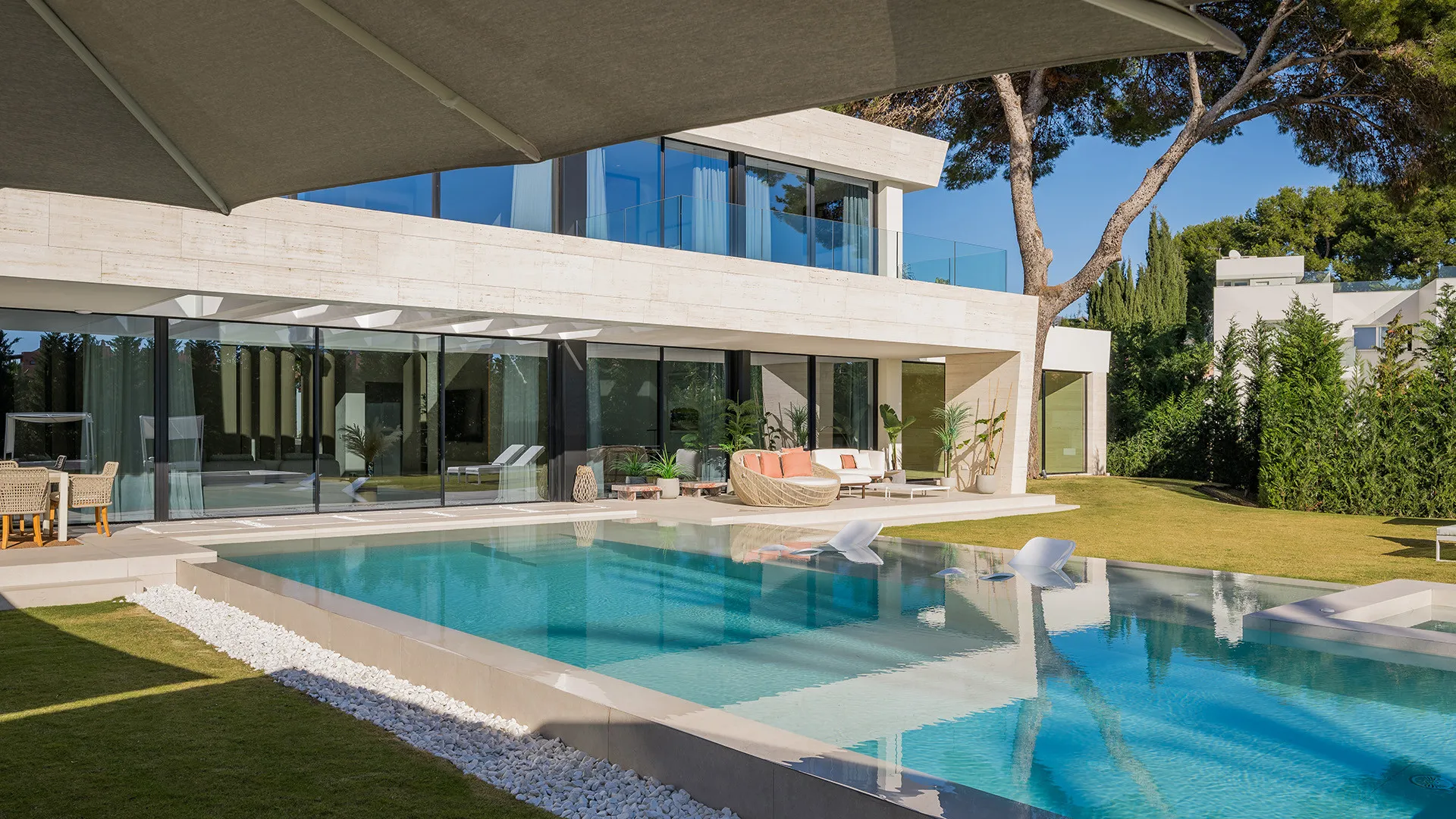 Los Monteros 6 bedrooms villa for sale