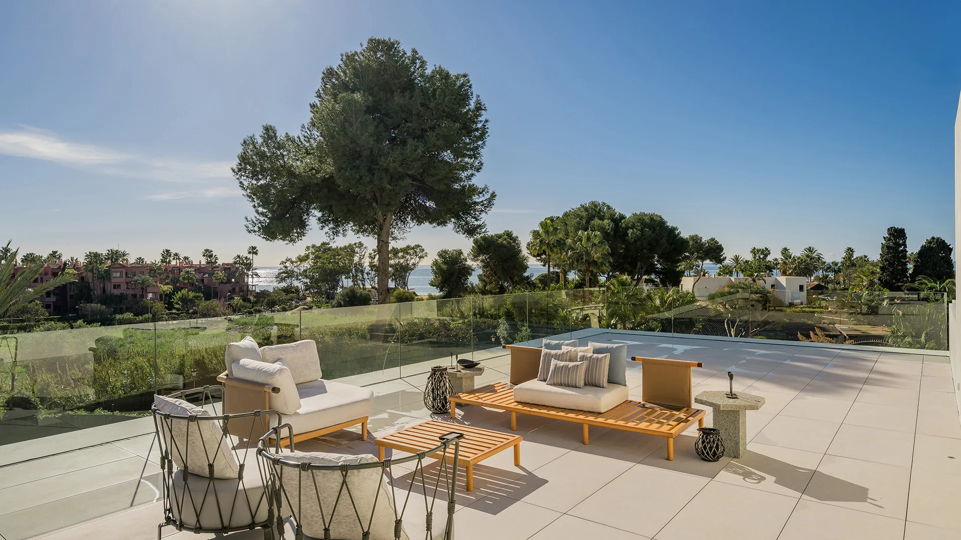 Los Monteros 6 bedrooms villa for sale