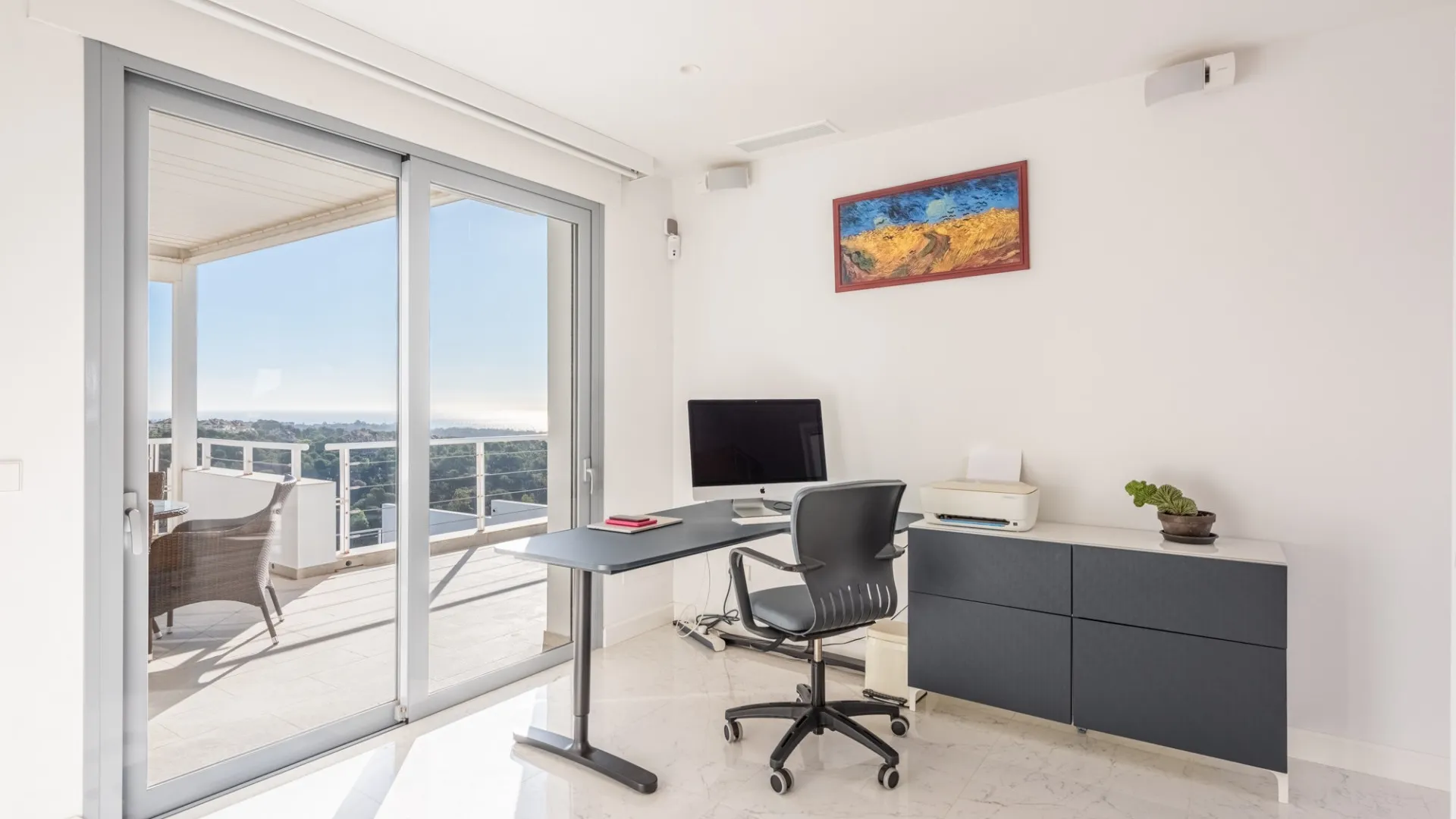 Villa en venta en Las Lomas de Nueva Andalucia