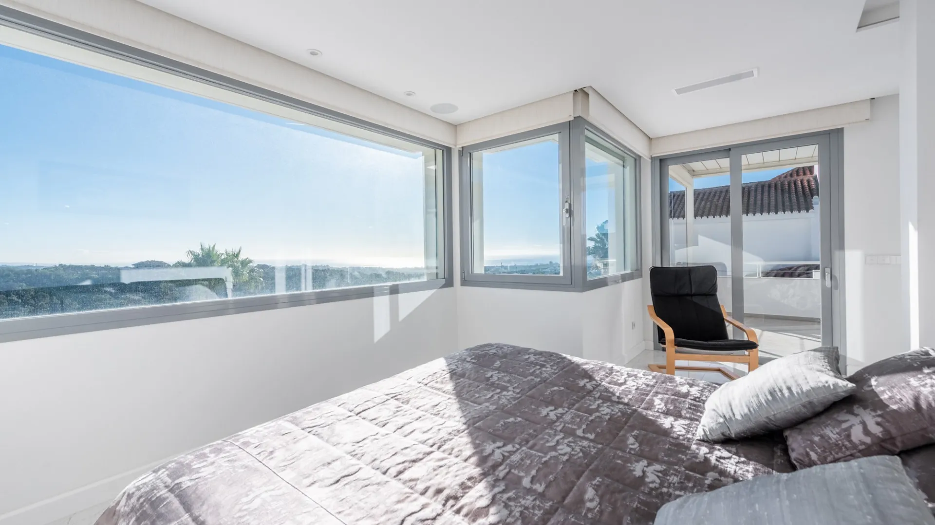 Villa en venta en Las Lomas de Nueva Andalucia