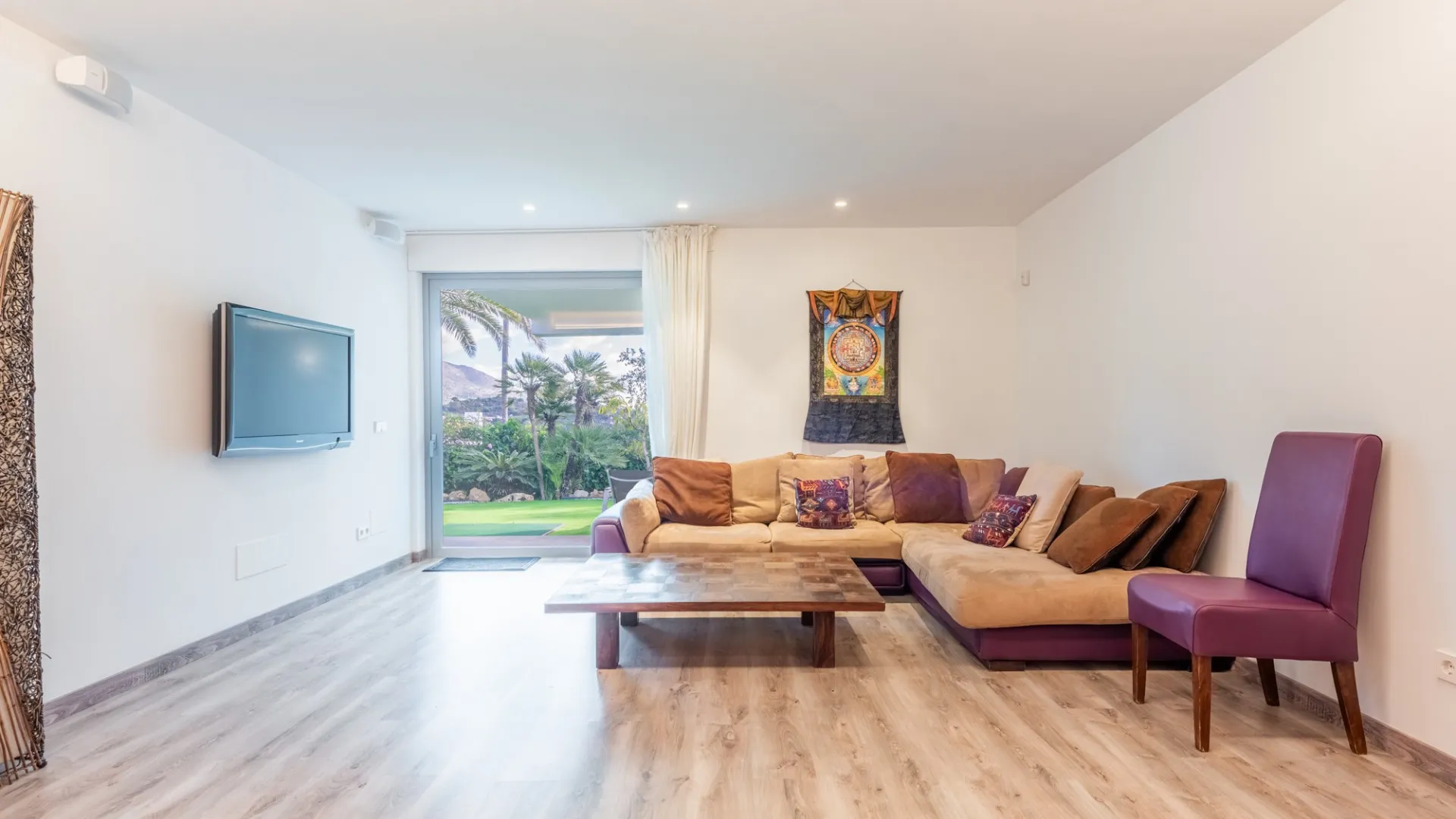 Villa en venta en Las Lomas de Nueva Andalucia