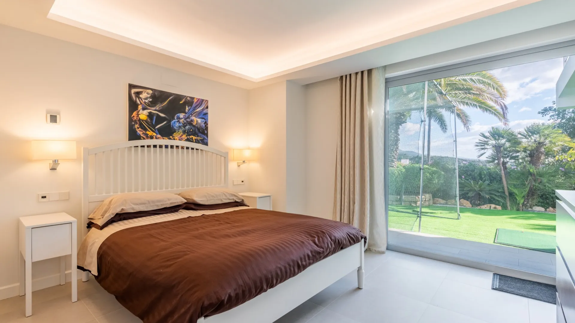 Villa en venta en Las Lomas de Nueva Andalucia