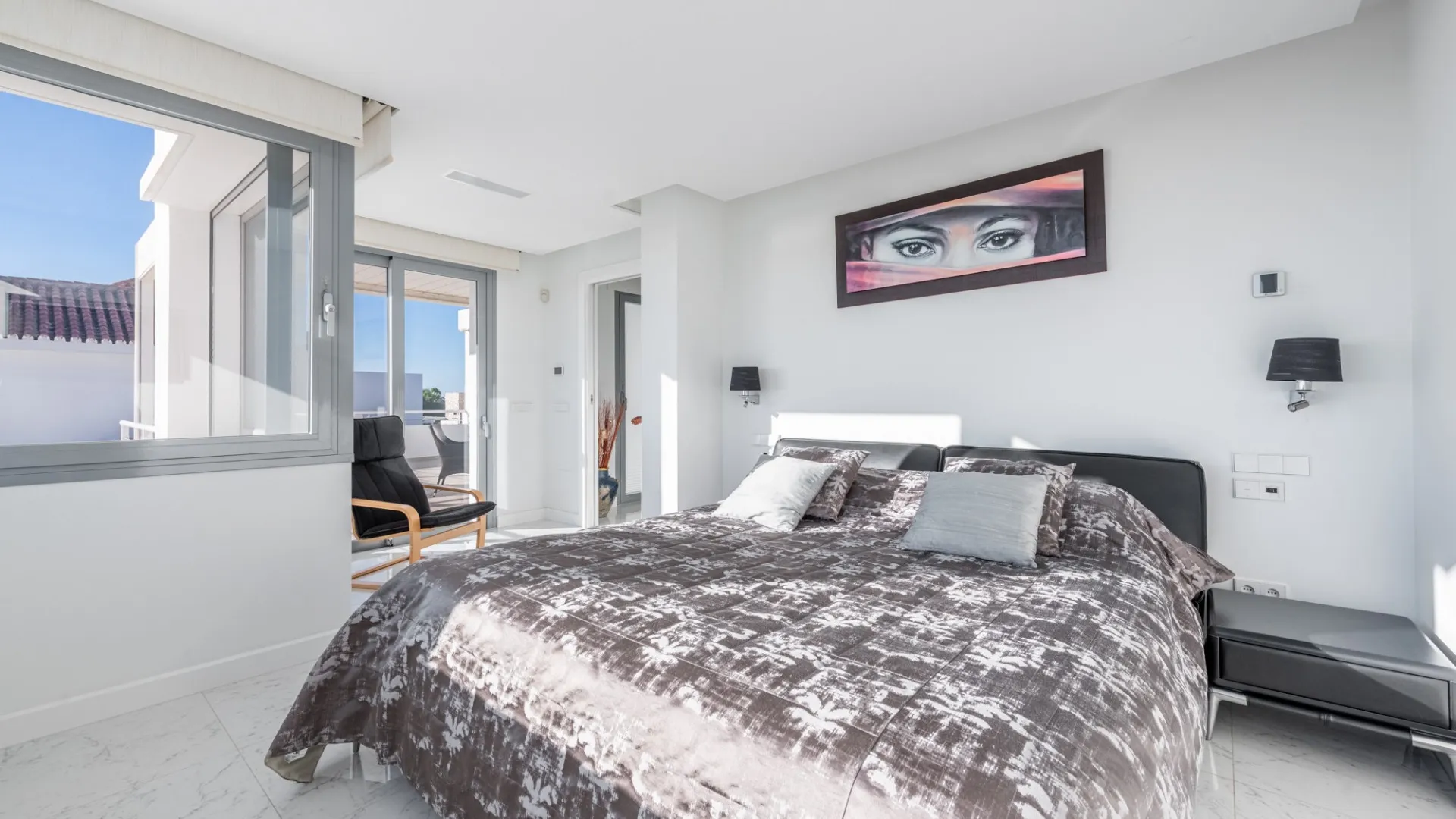 Villa en venta en Las Lomas de Nueva Andalucia