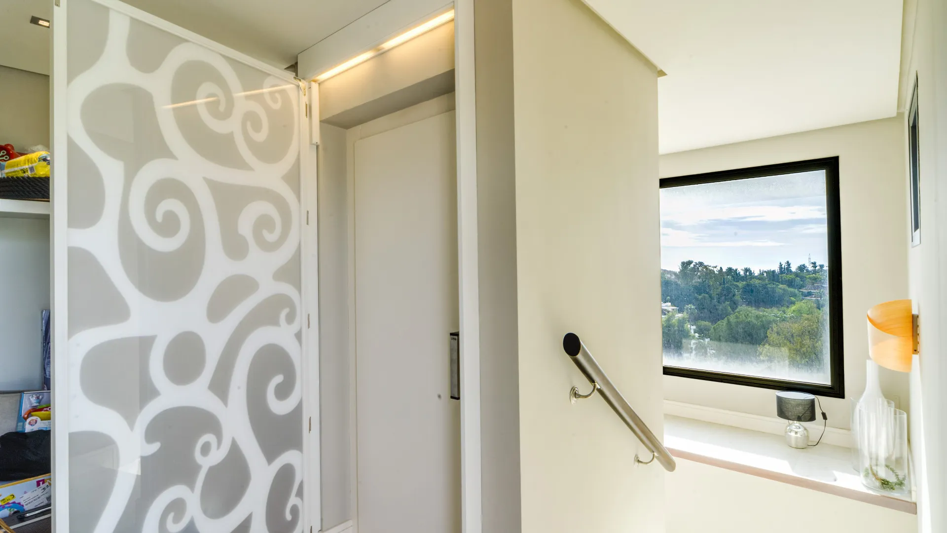 5 bedrooms villa for sale in Lomas de Magna Marbella