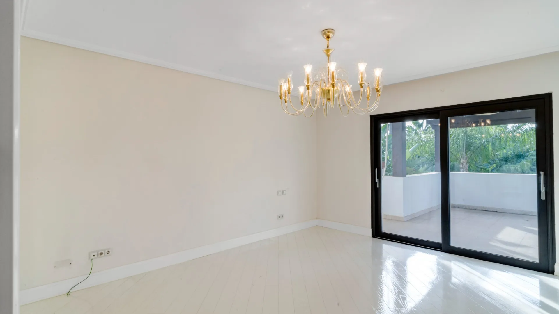 6 bedrooms villa in Lomas de Magna Marbella for sale