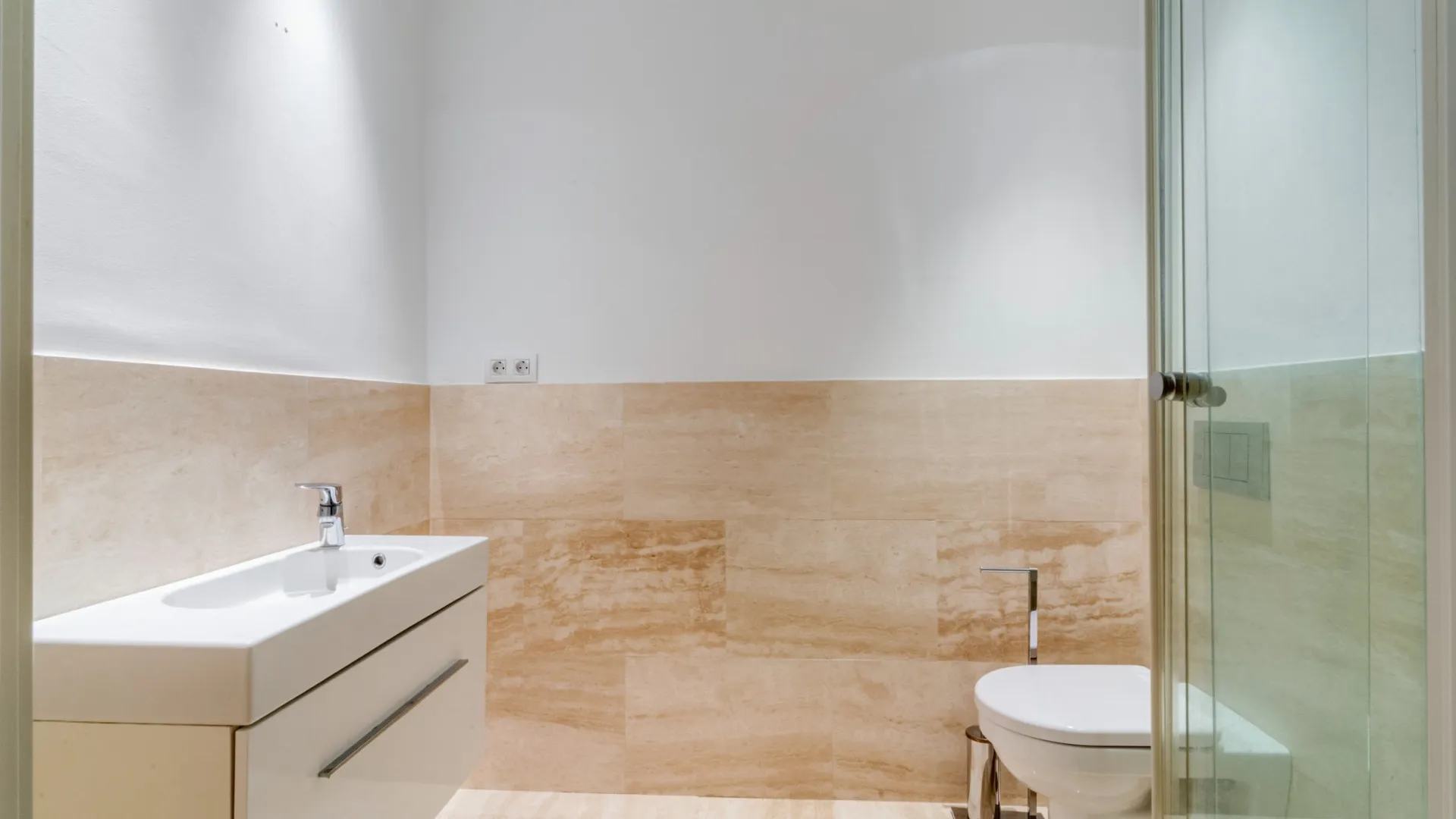 6 bedrooms villa in Lomas de Magna Marbella for sale