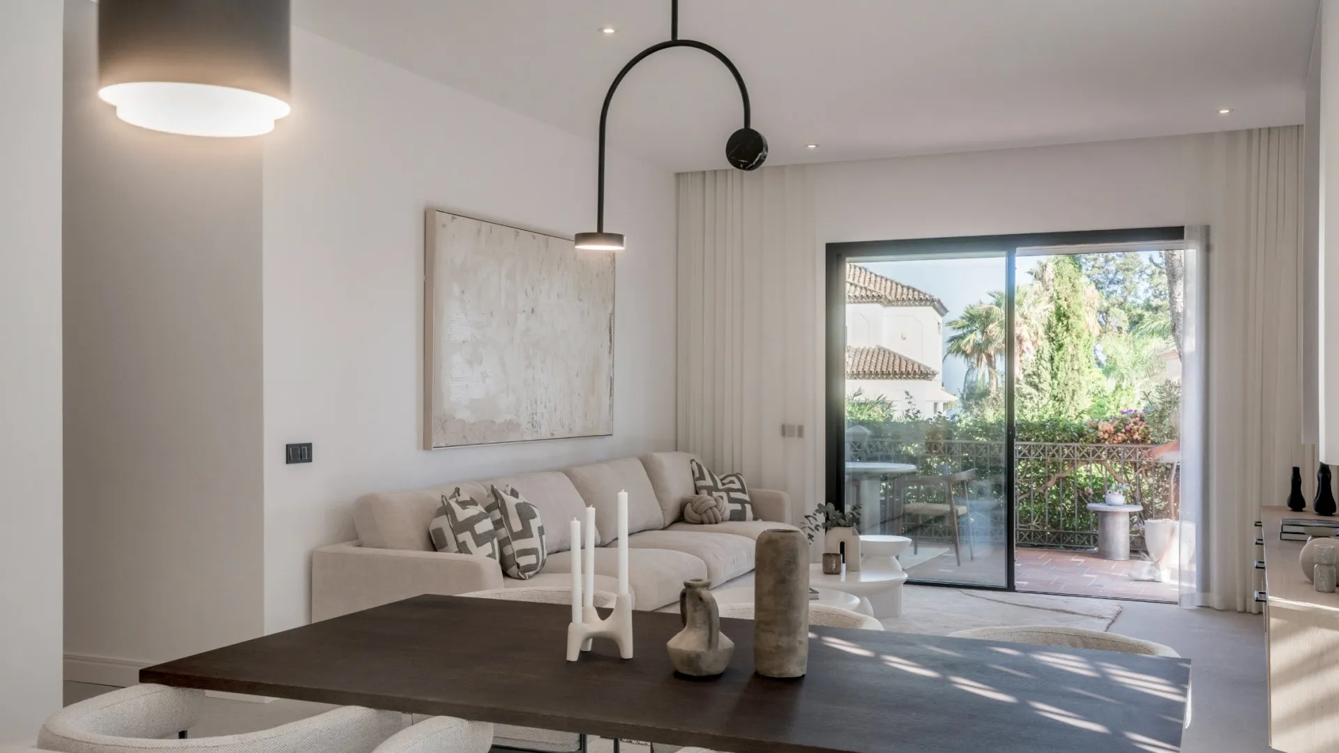 Apartamento planta baja a la venta de 3 dormitorios en Altos Reales