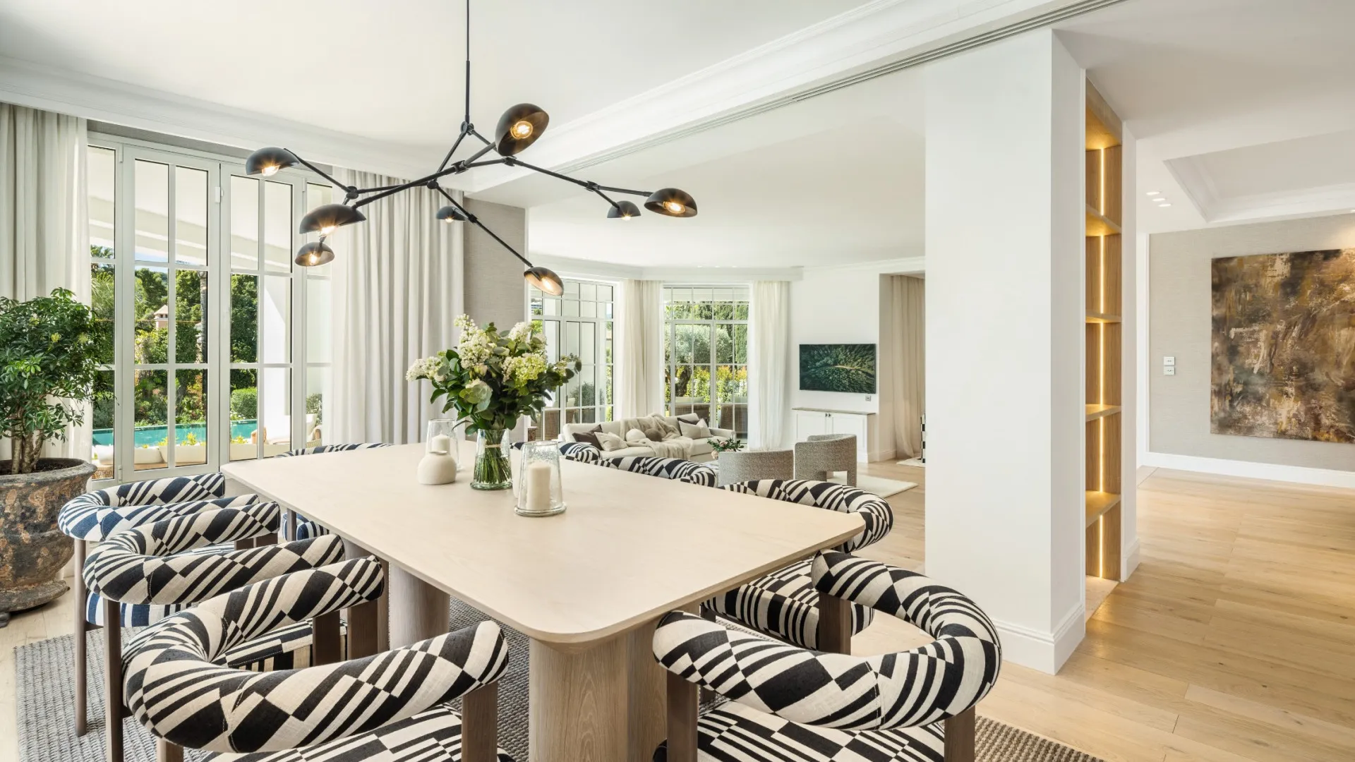 Villa en venta en Las Brisas con 5 dormitorios