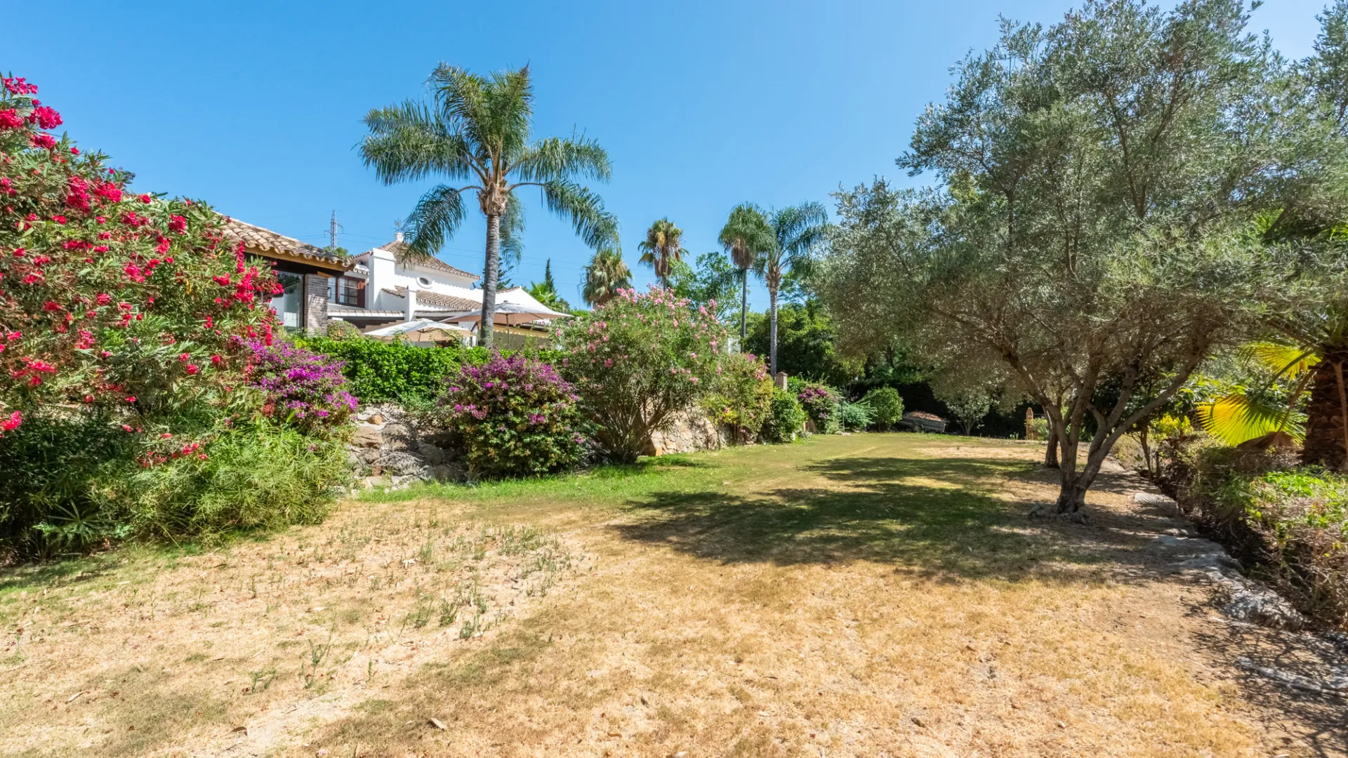 Paraiso Medio, villa con 4 dormitorios a la venta