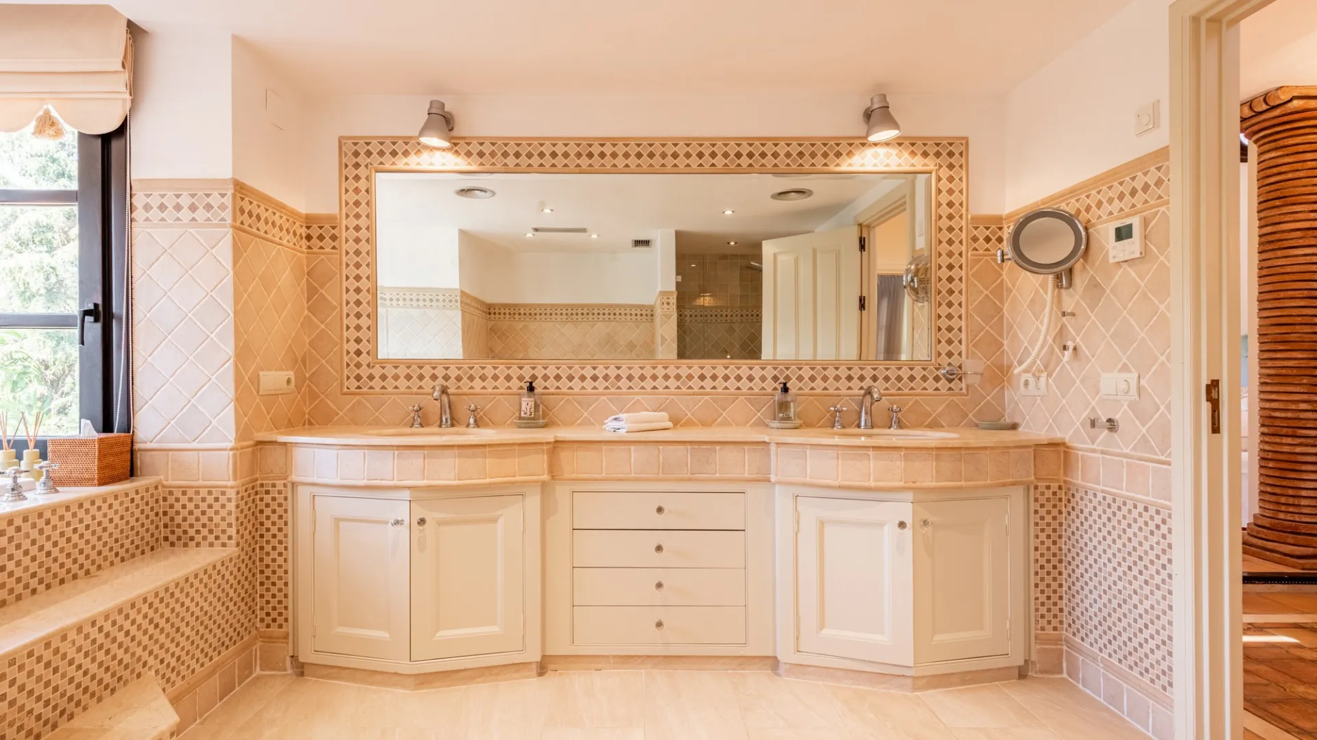 Paraiso Medio, villa con 4 dormitorios a la venta