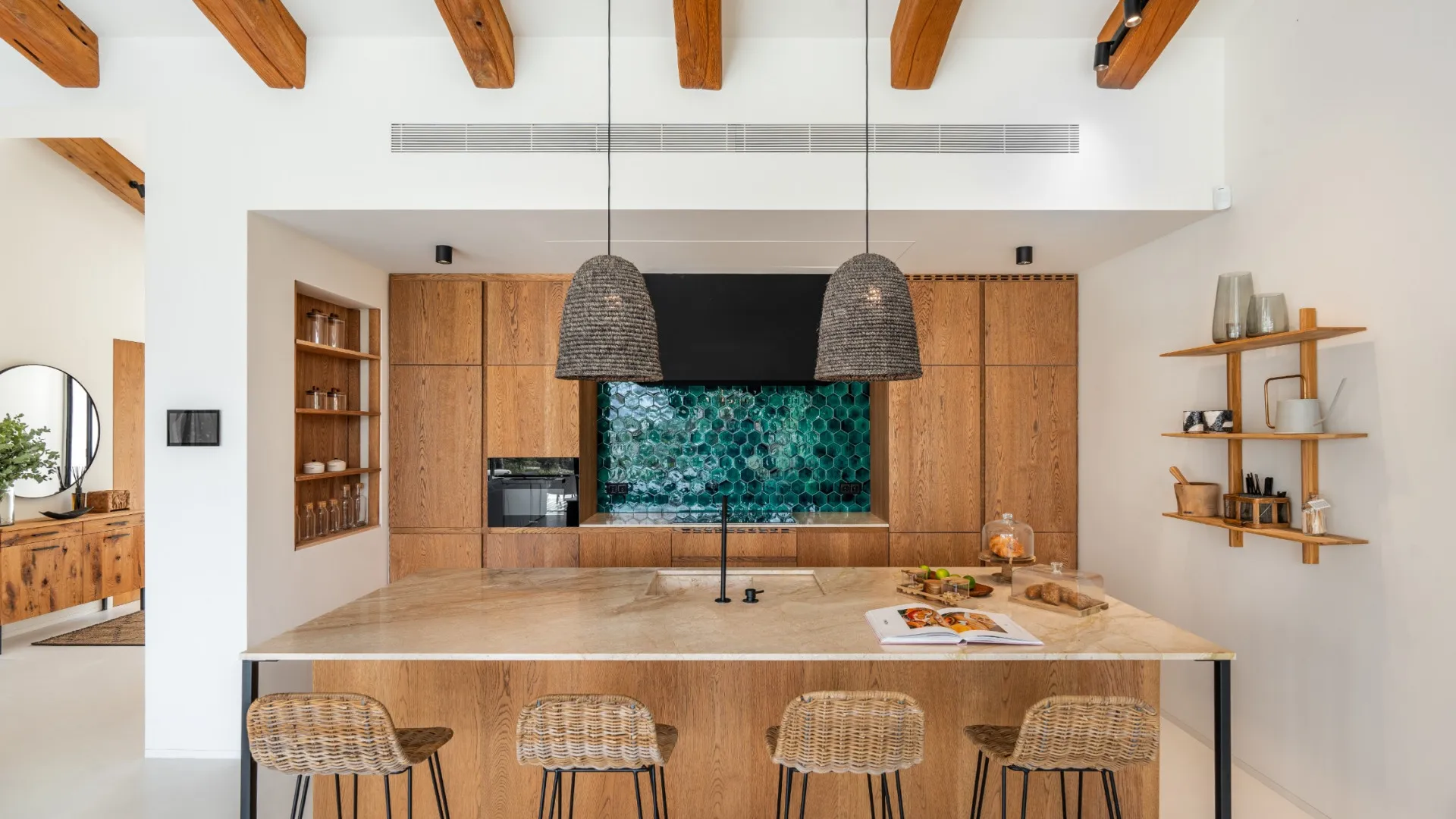 Los Naranjos Golf, villa de 5 dormitorios en venta