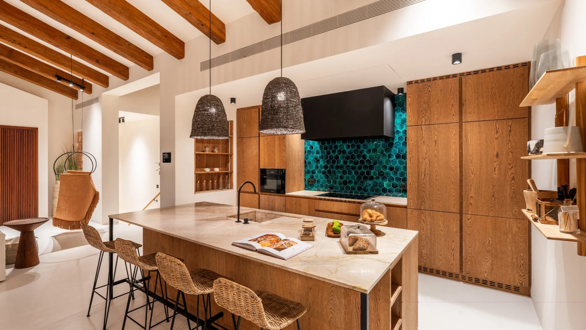 Los Naranjos Golf, villa de 5 dormitorios en venta