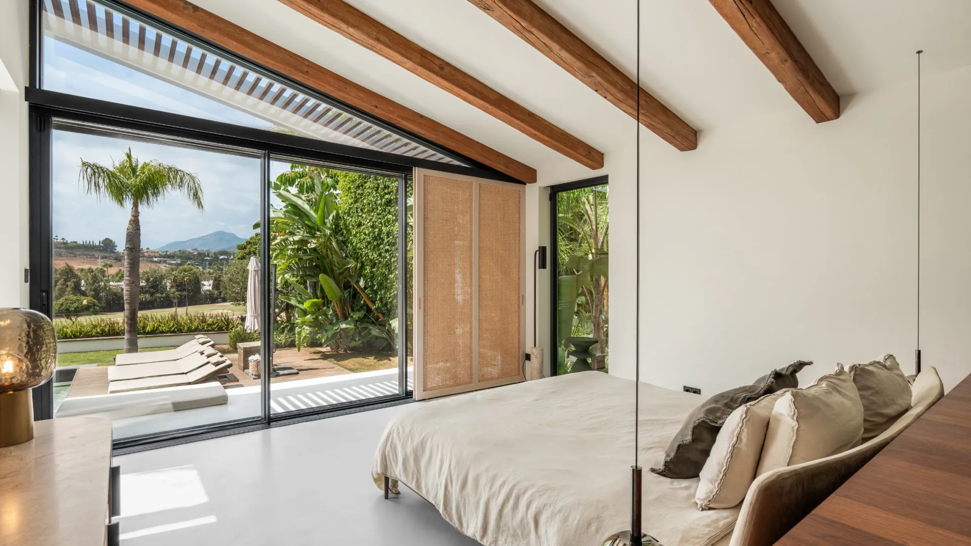 Los Naranjos Golf, villa de 5 dormitorios en venta